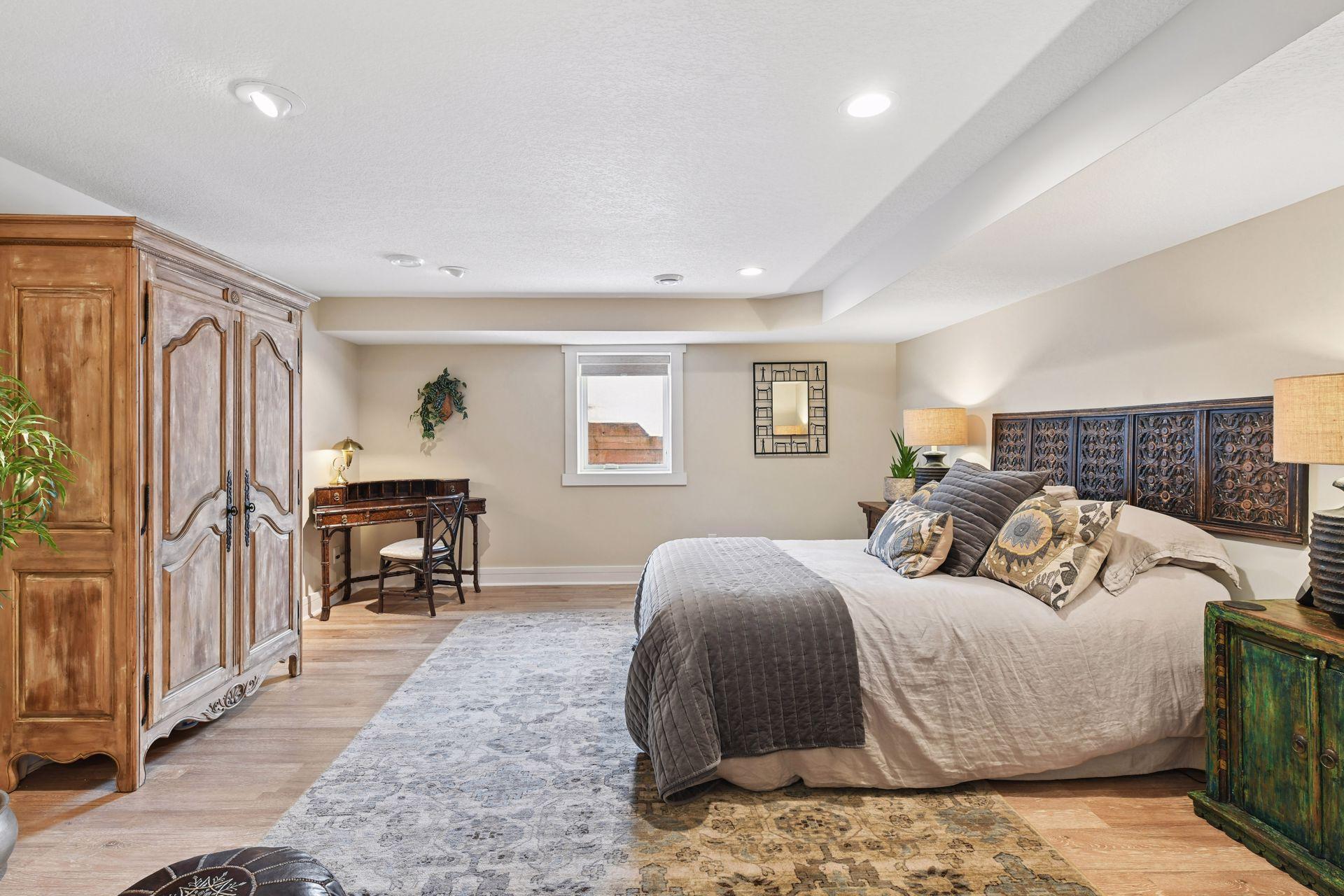 12202 Orchard Avenue W