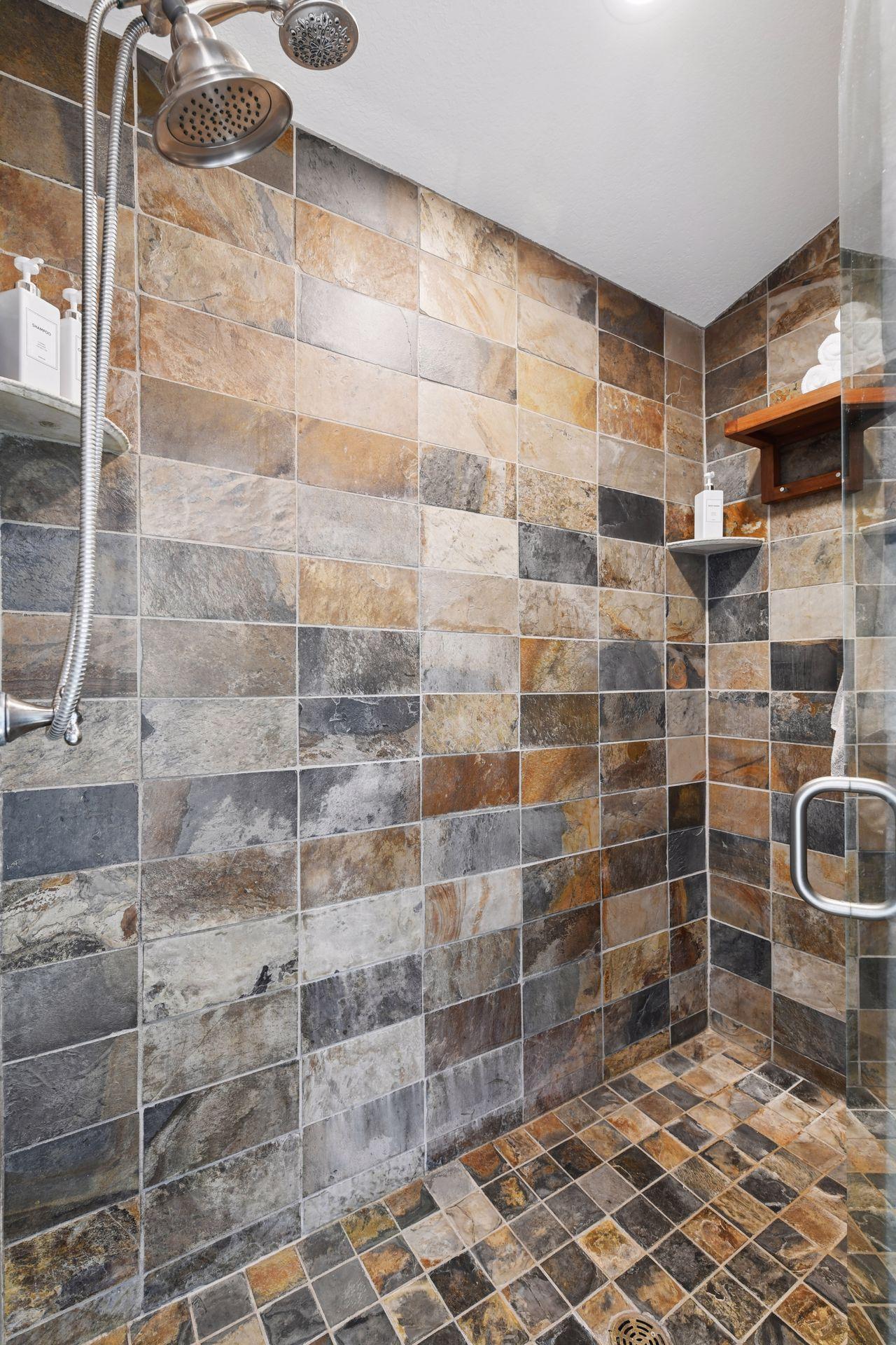 12202 Orchard Avenue W