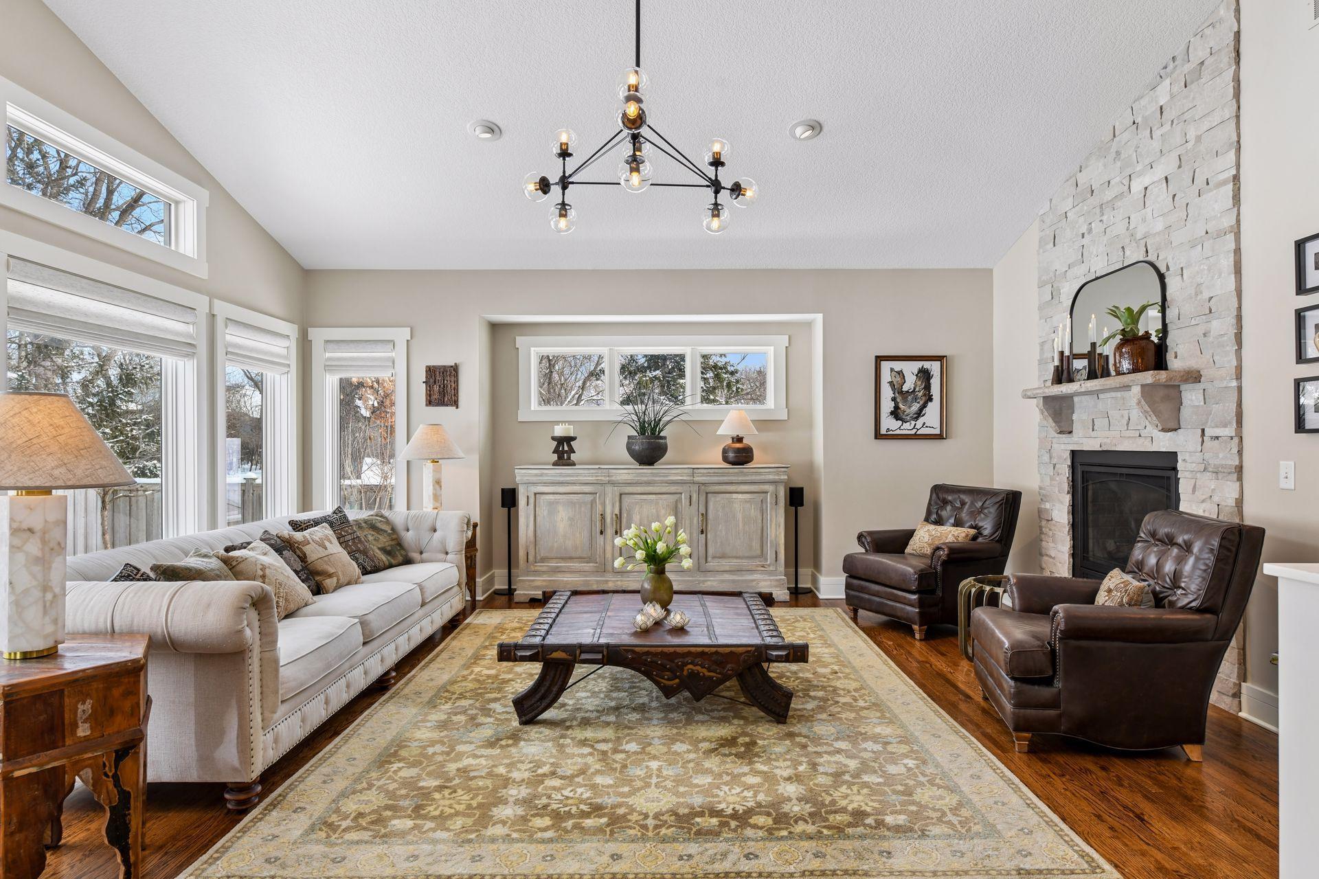 12202 Orchard Avenue W