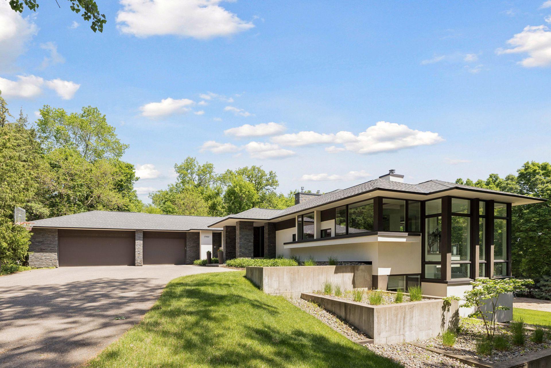 17950 Fairhomes Lane