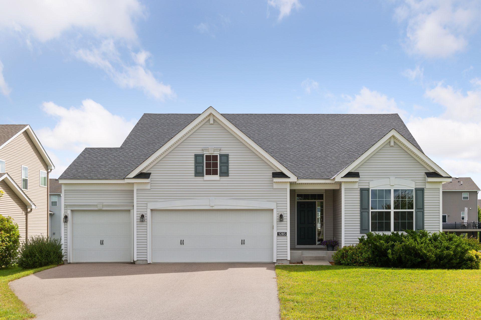 1285 Pinehill Boulevard