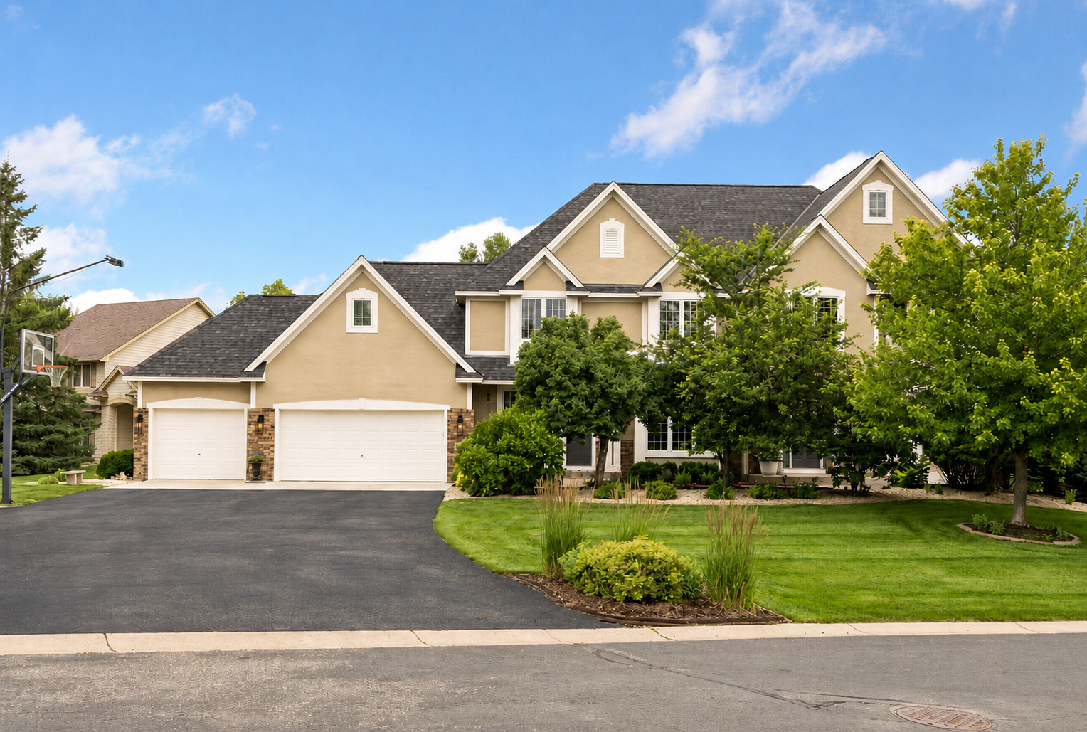6815 Ruby Lane