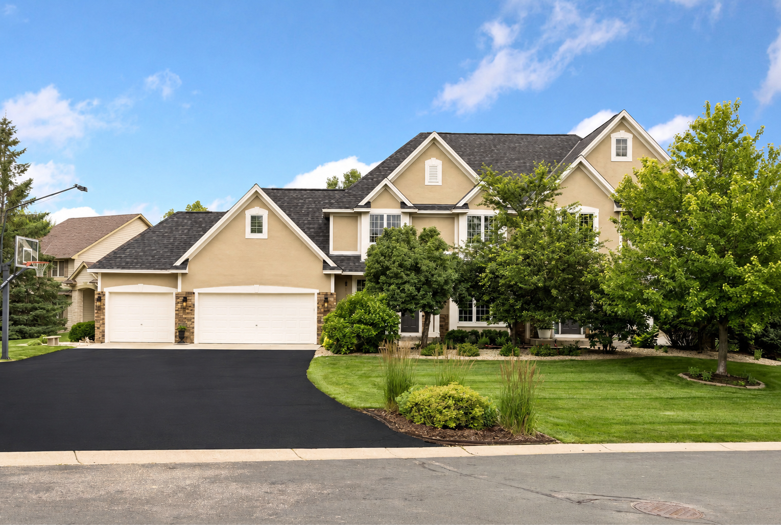6815 Ruby Lane