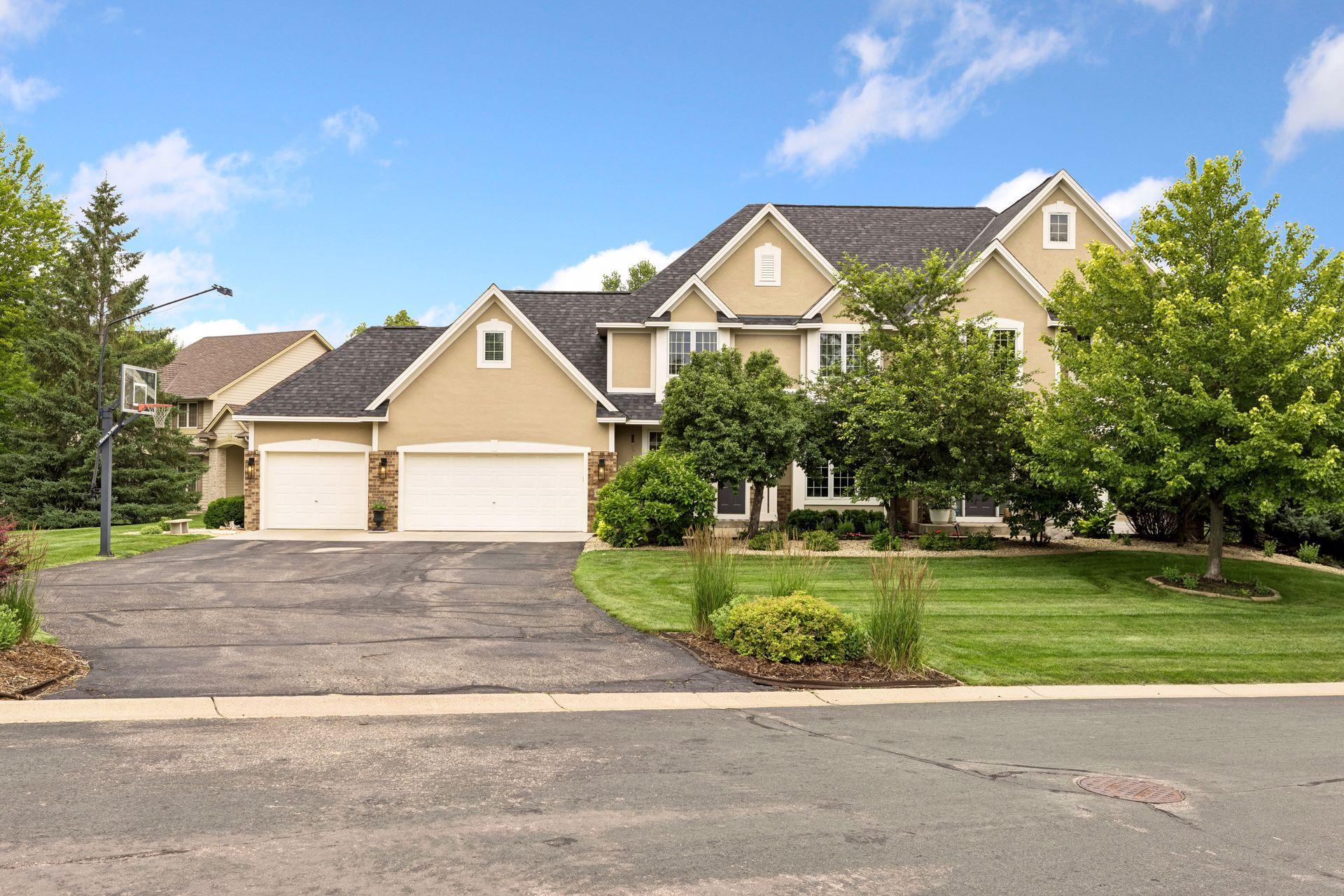 6815 Ruby Lane
