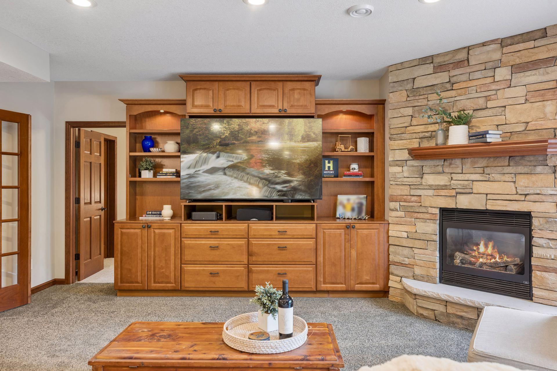 6815 Ruby Lane