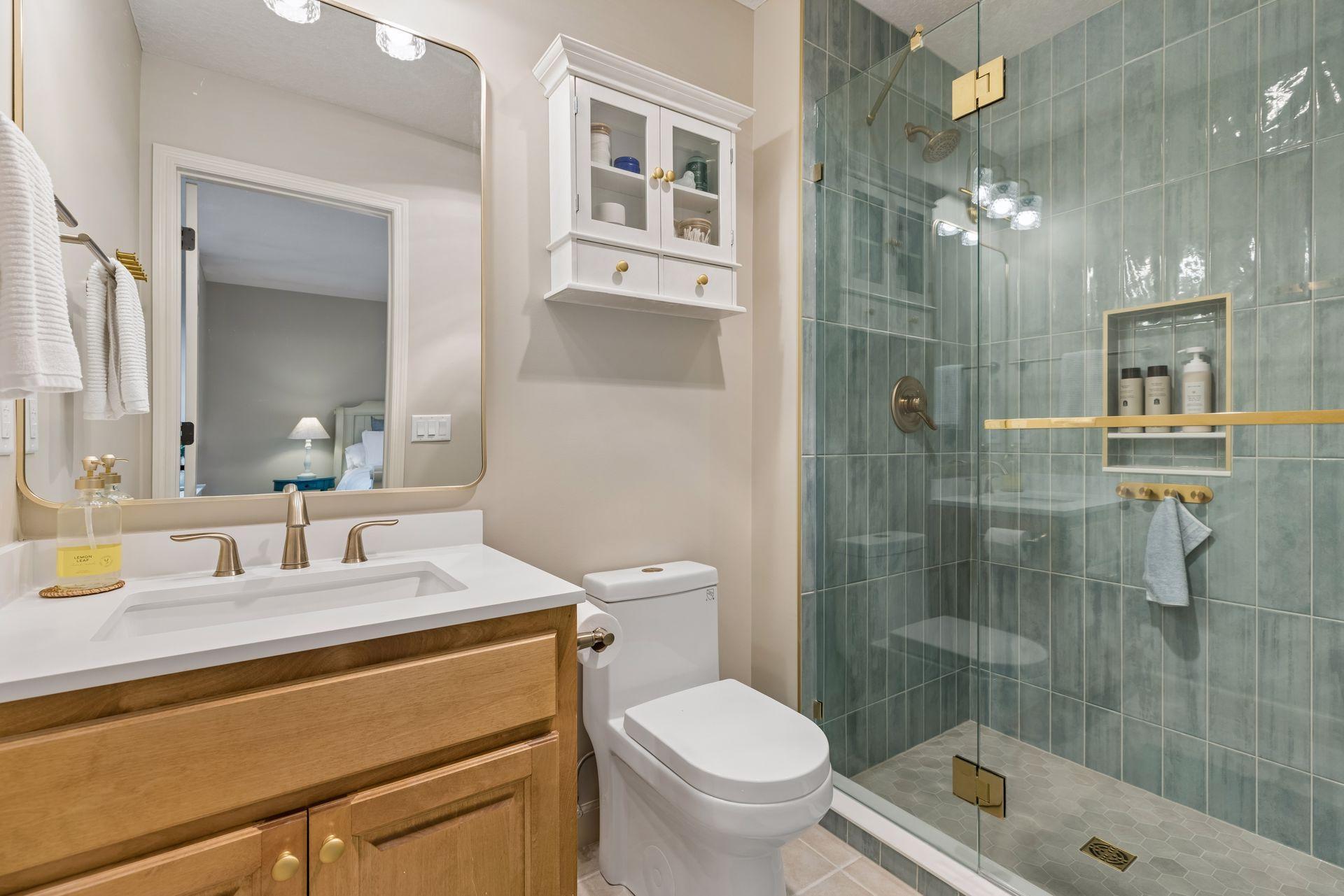 6815 Ruby Lane