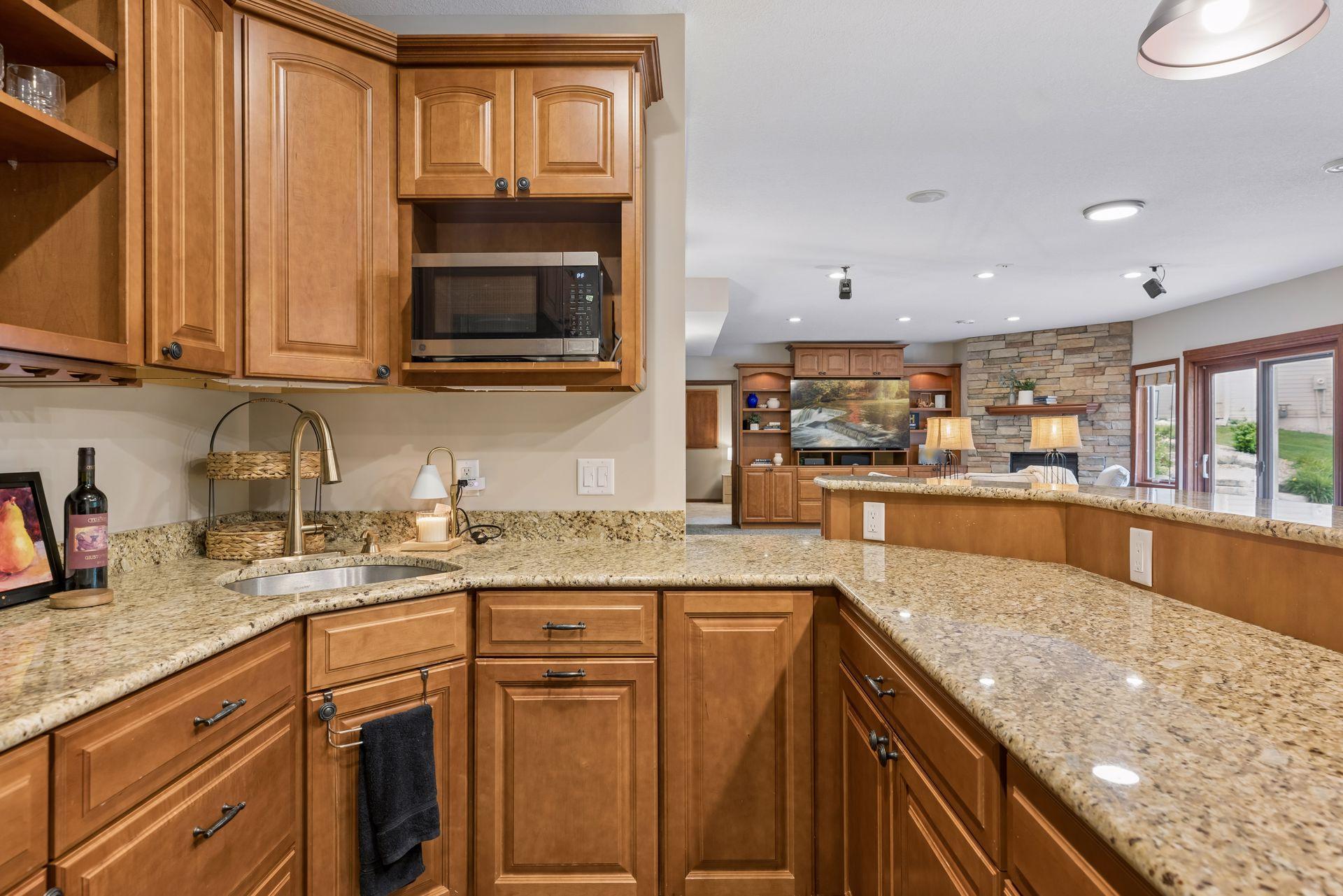 6815 Ruby Lane