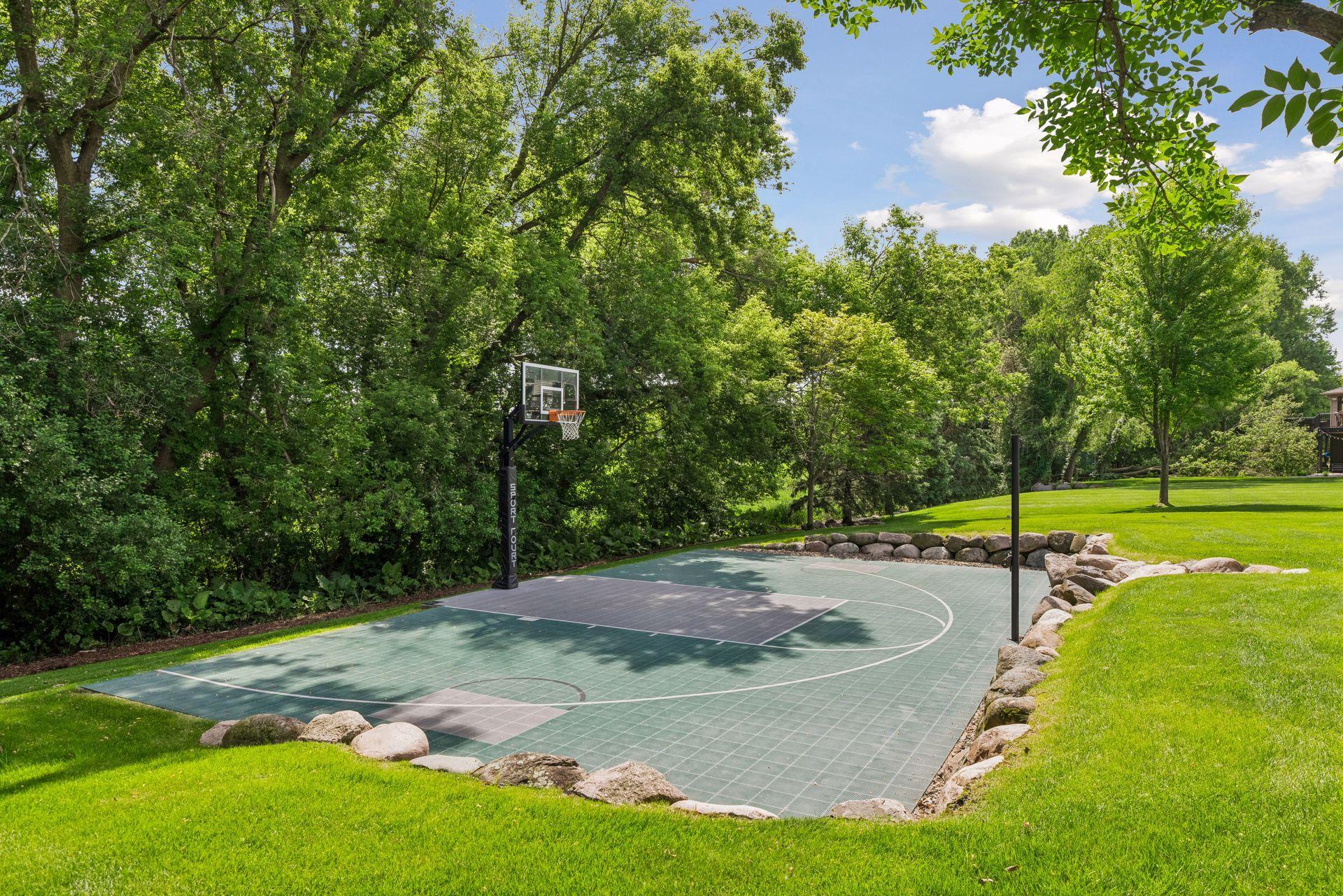 7638 Ridgeview Way