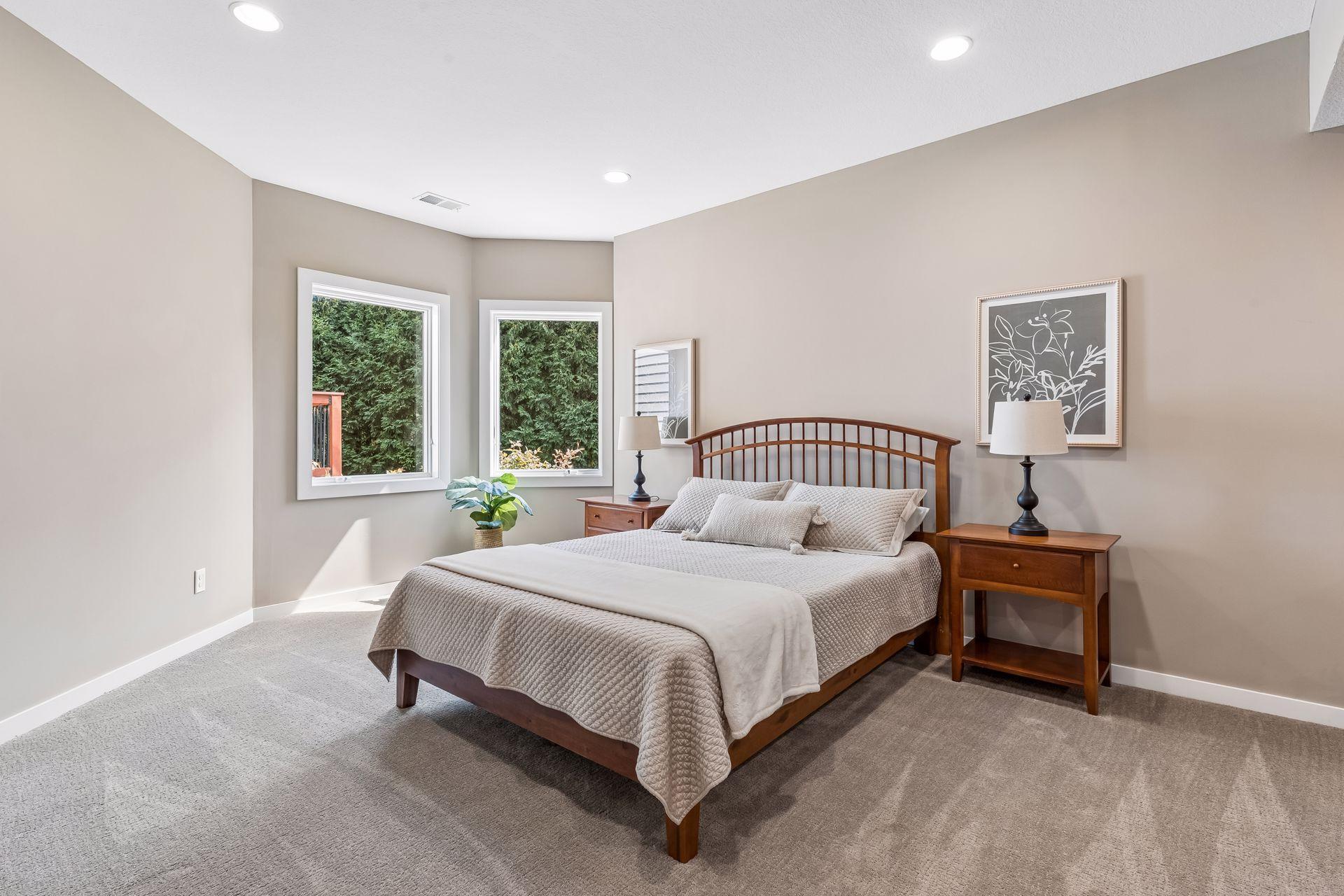 7569 Ridgeview Point