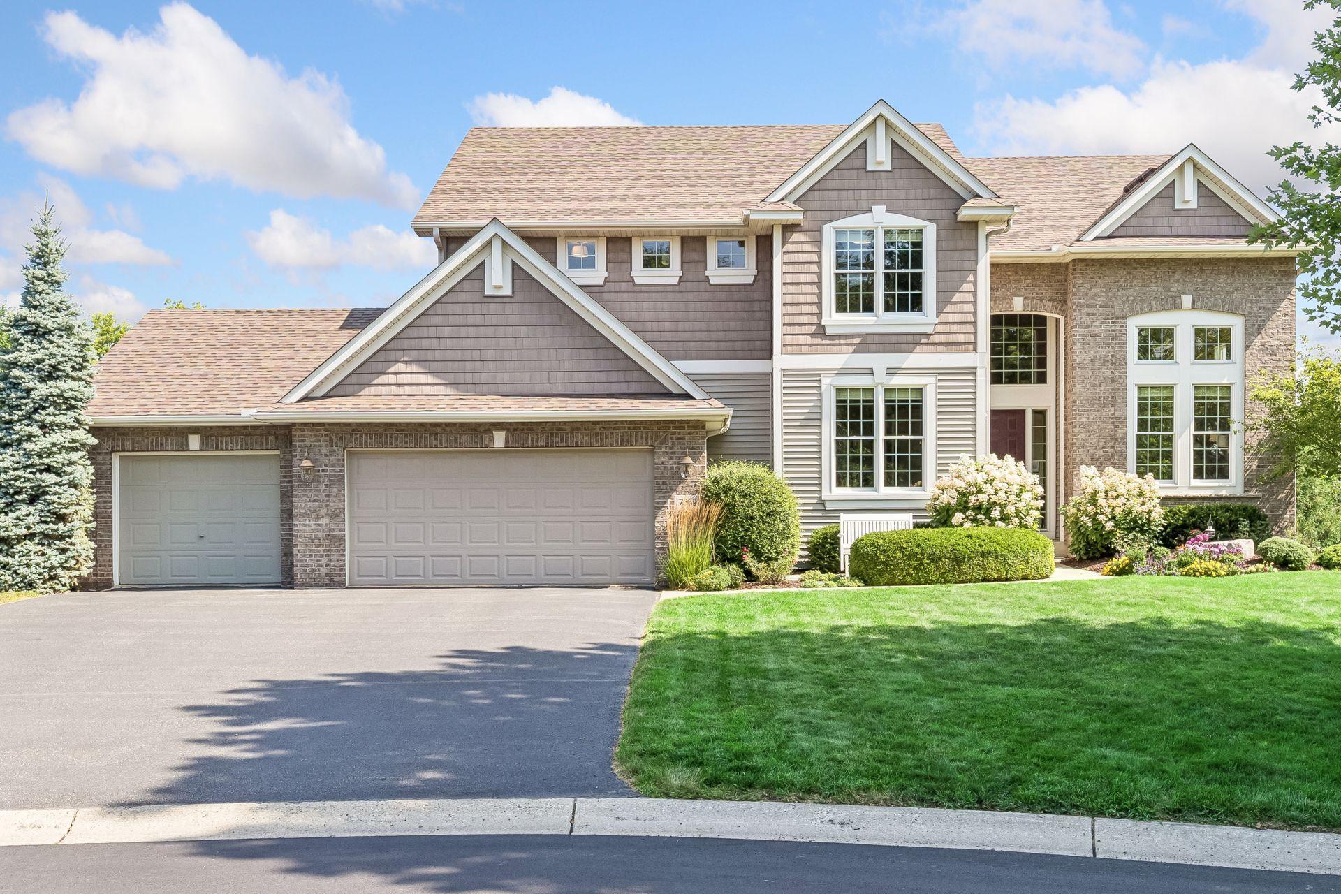 7569 Ridgeview Point