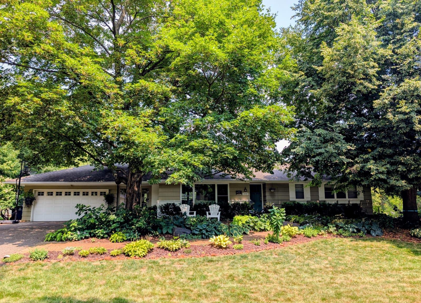 18200 Fairhomes Lane