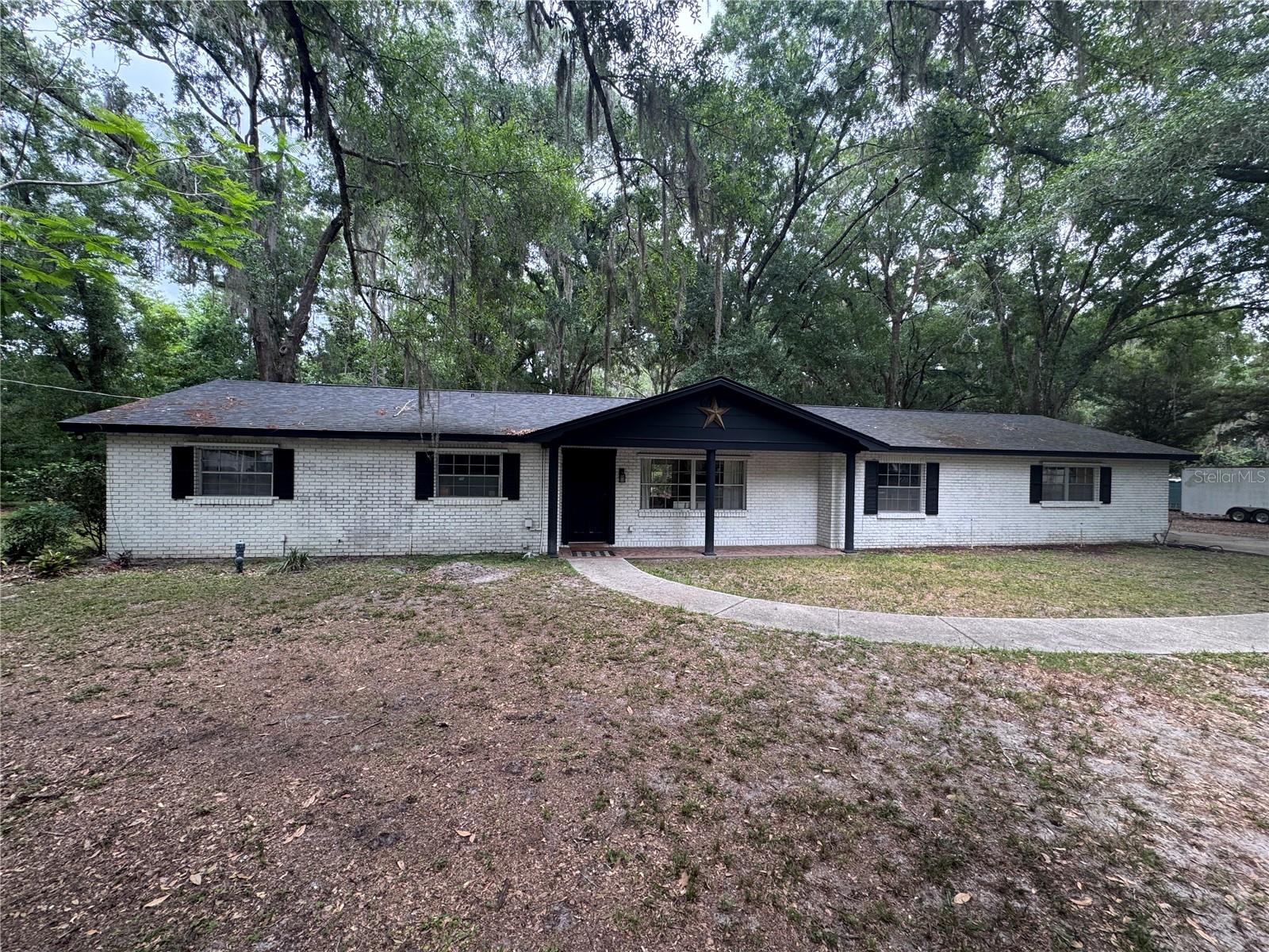 1444 CHESAPEAKE DR