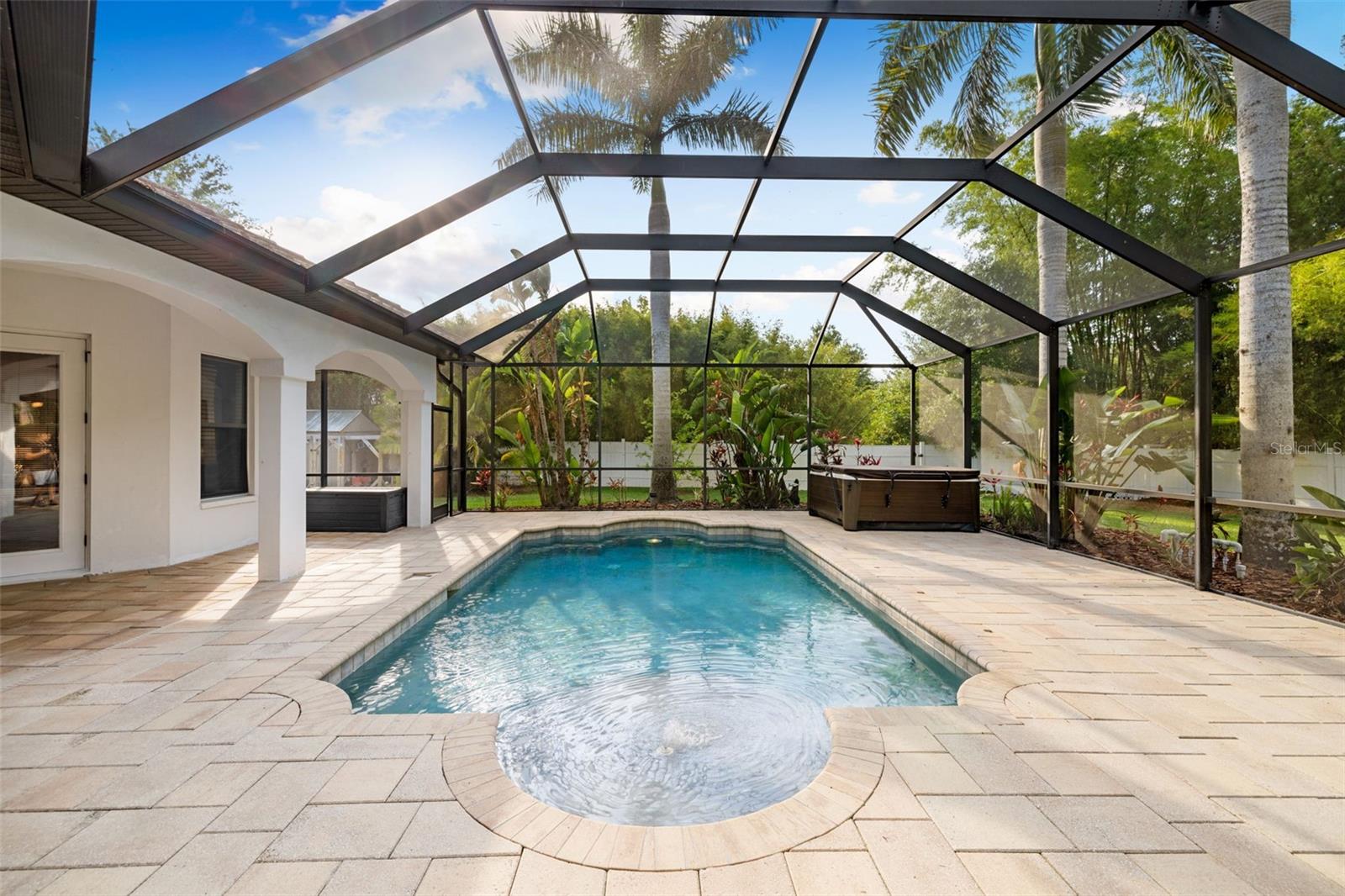 17347 LINDA VISTA CIR