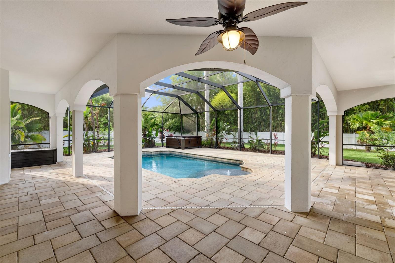 17347 LINDA VISTA CIR