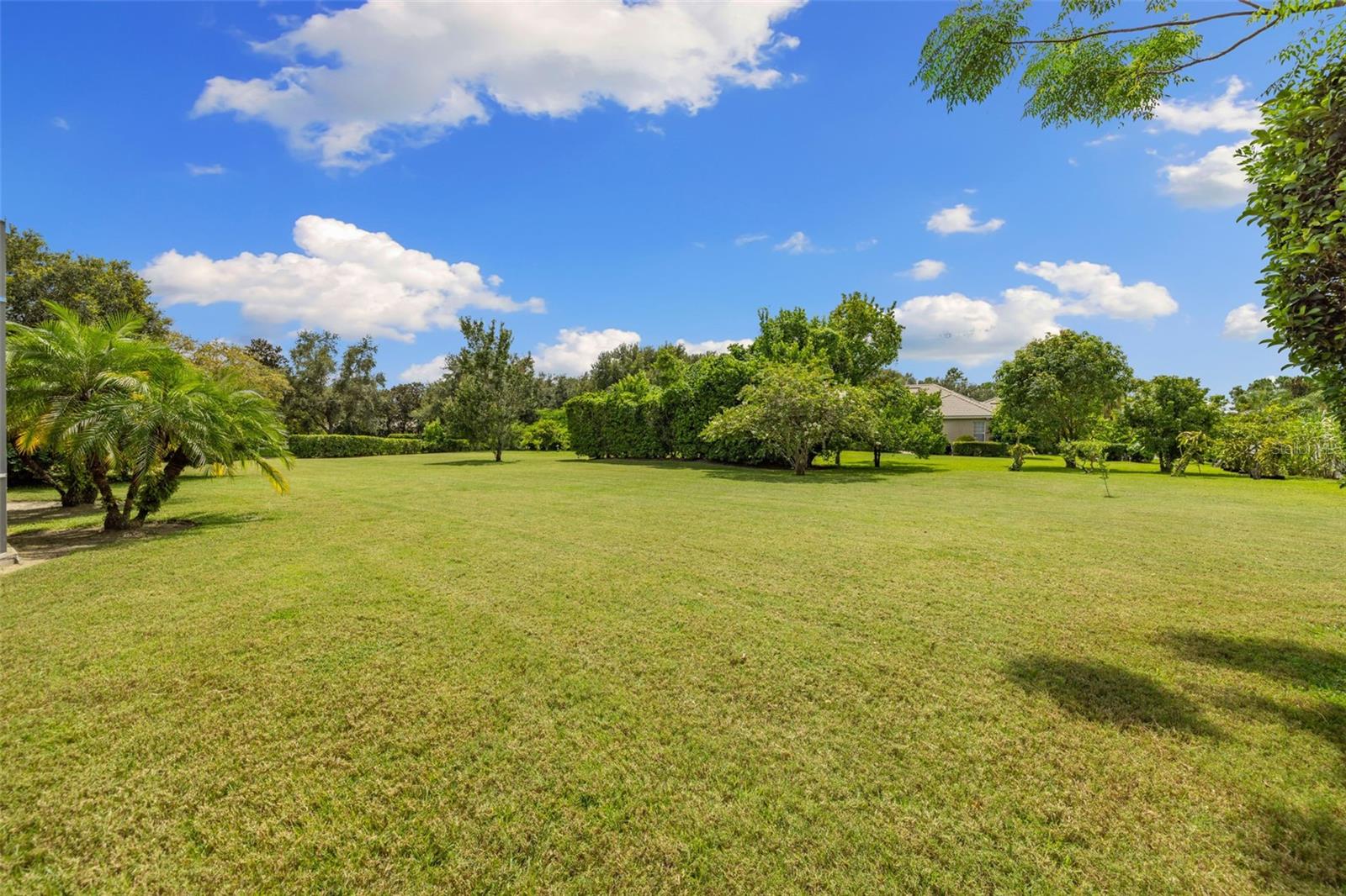 10643 ECHO LAKE DR
