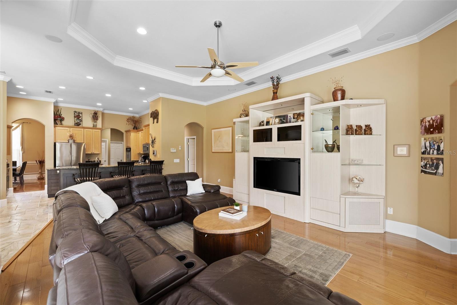 10643 ECHO LAKE DR