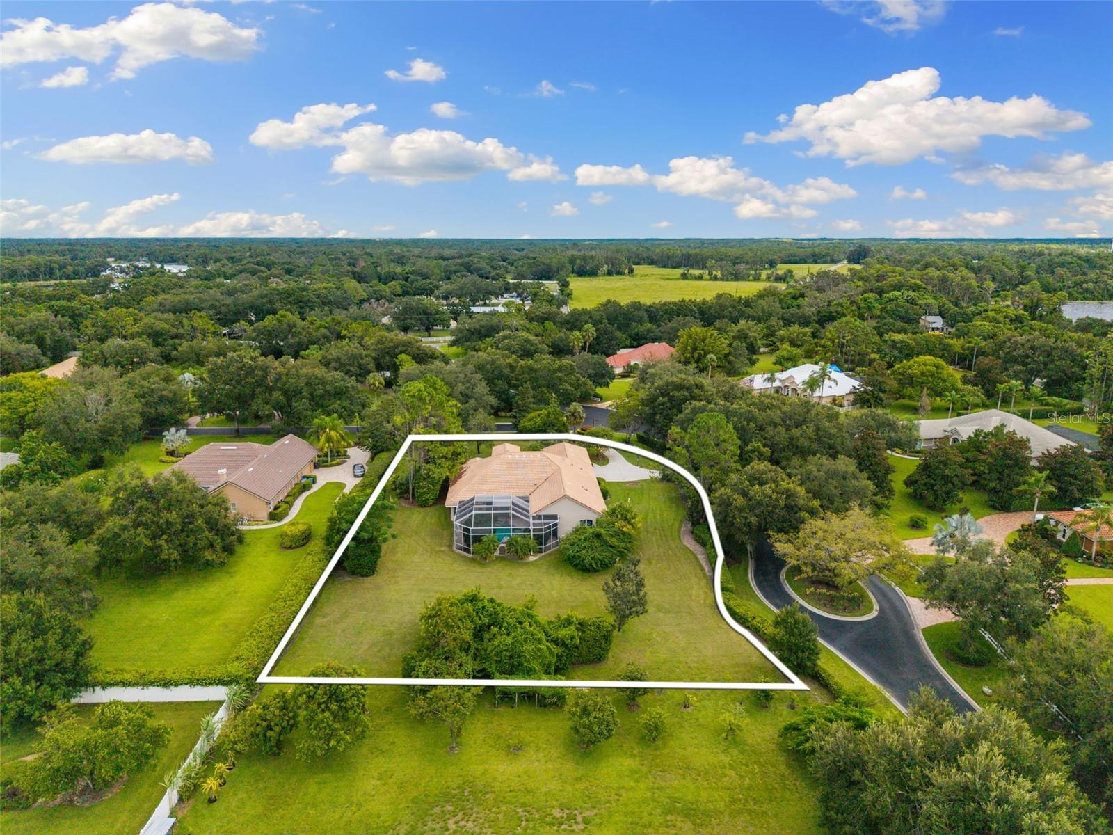 10643 ECHO LAKE DR