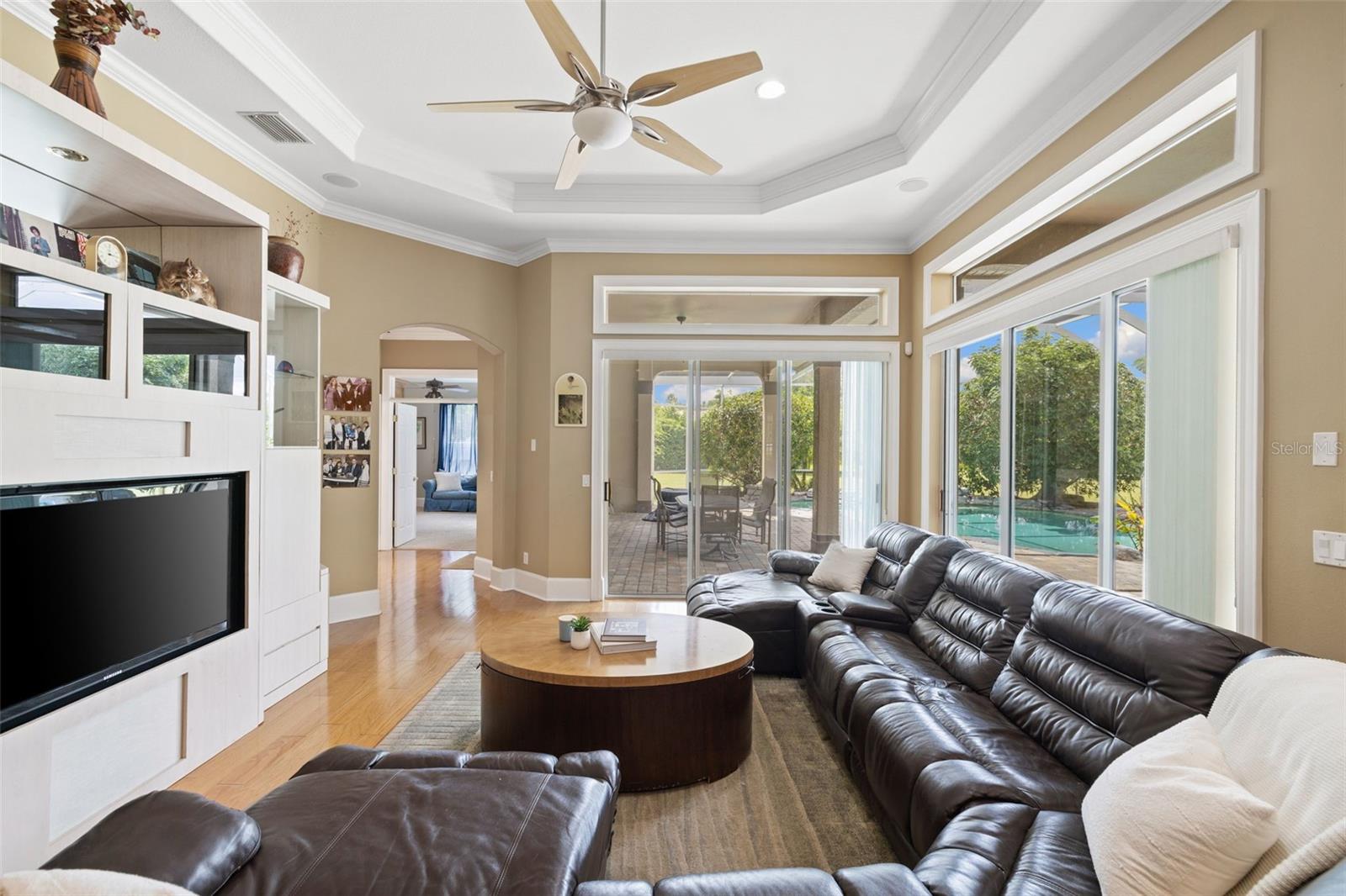 10643 ECHO LAKE DR