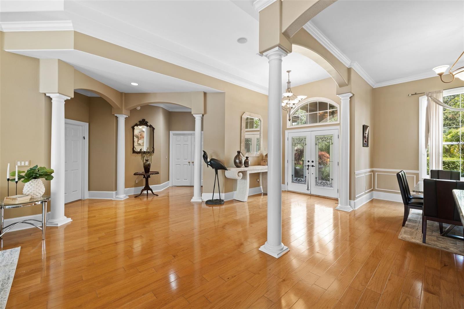 10643 ECHO LAKE DR