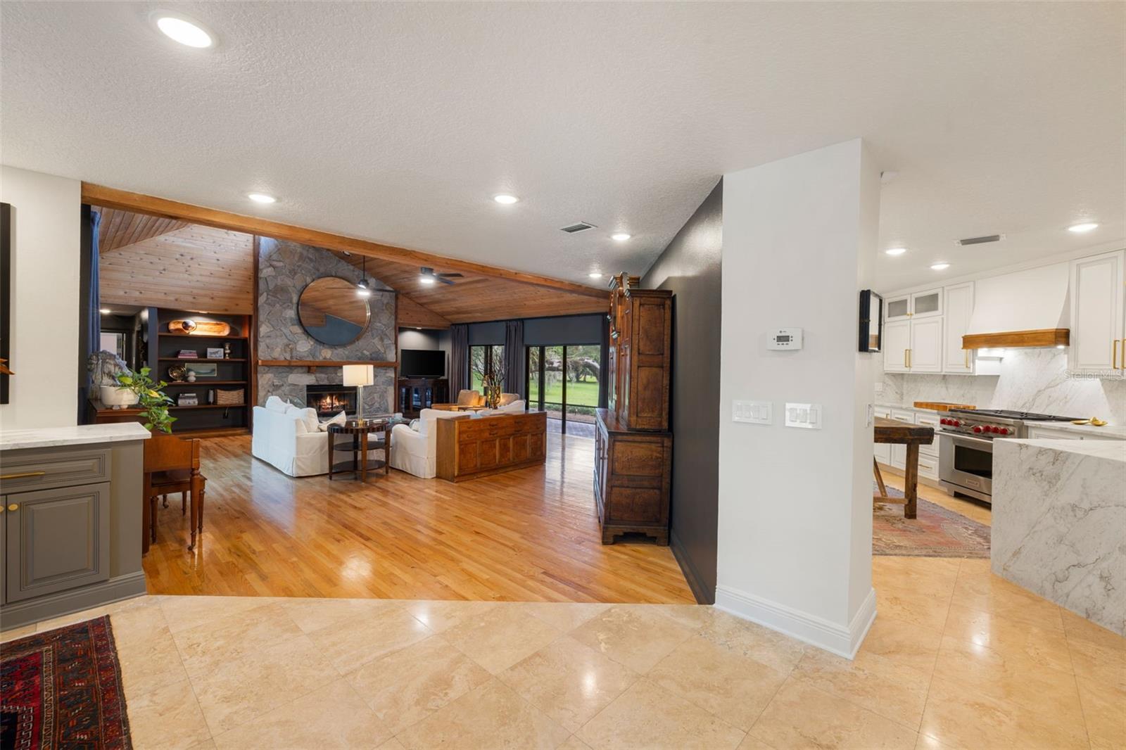 9116 ROBERTS RD