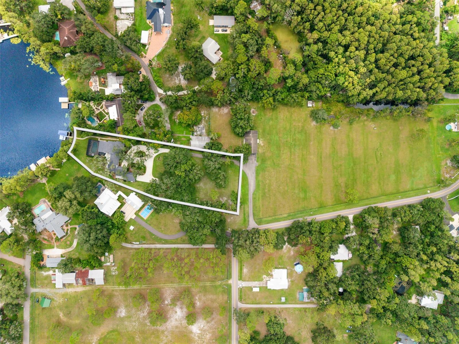 9116 ROBERTS RD