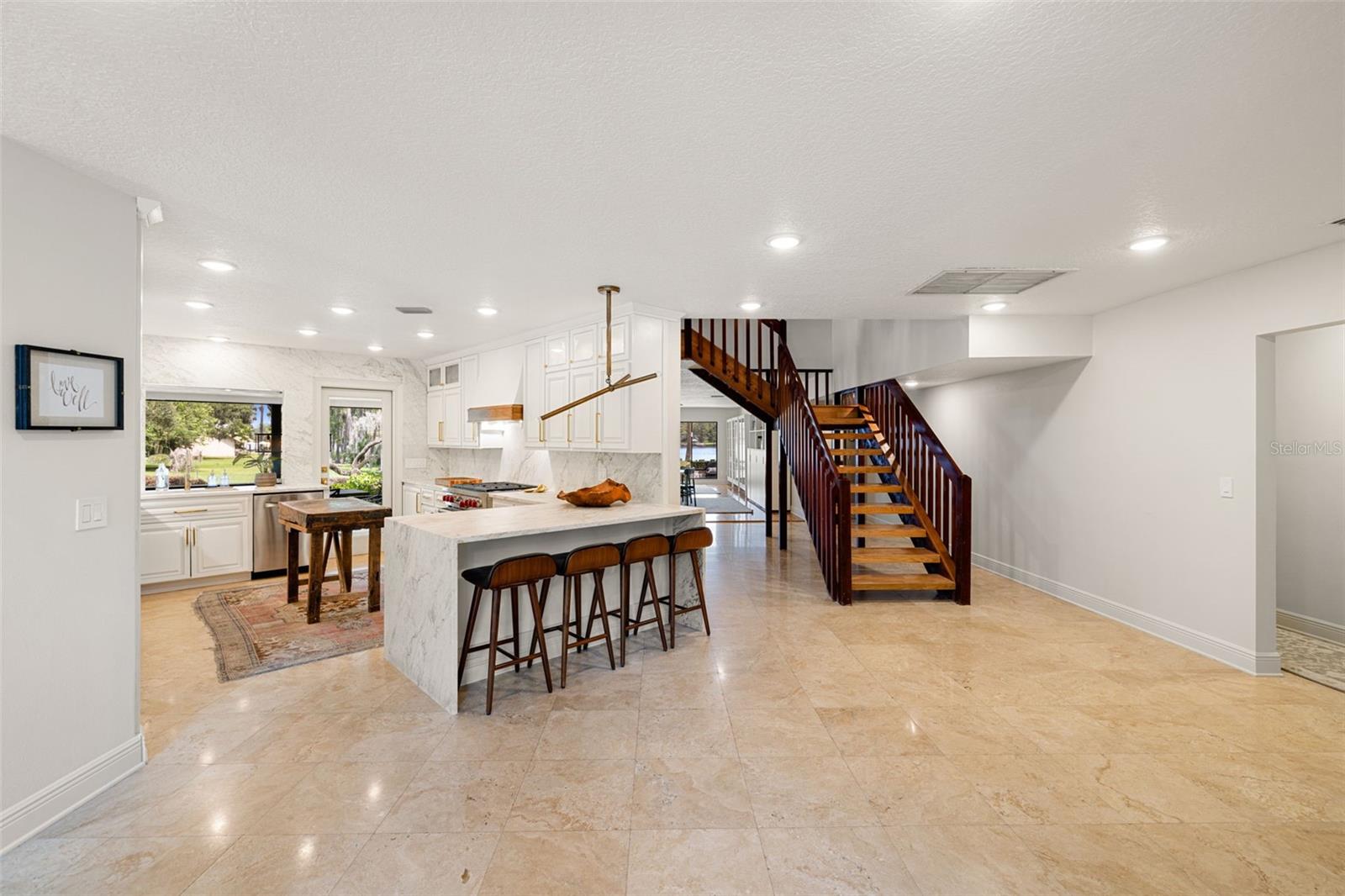 9116 ROBERTS RD