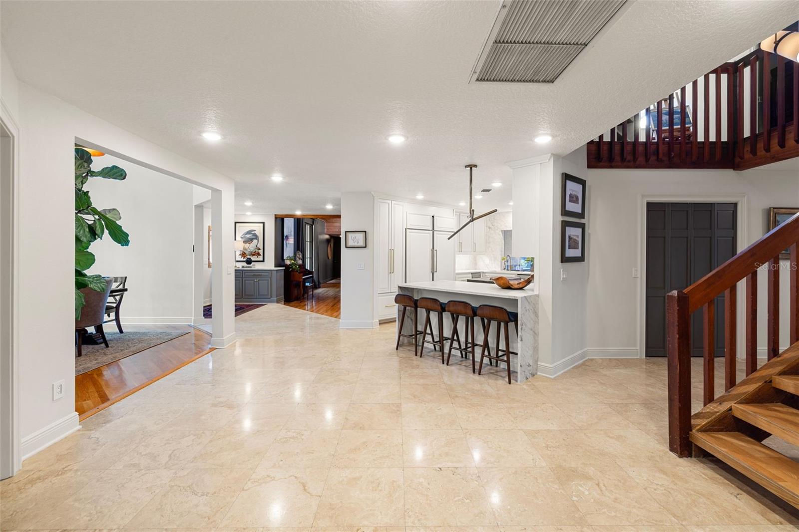 9116 ROBERTS RD