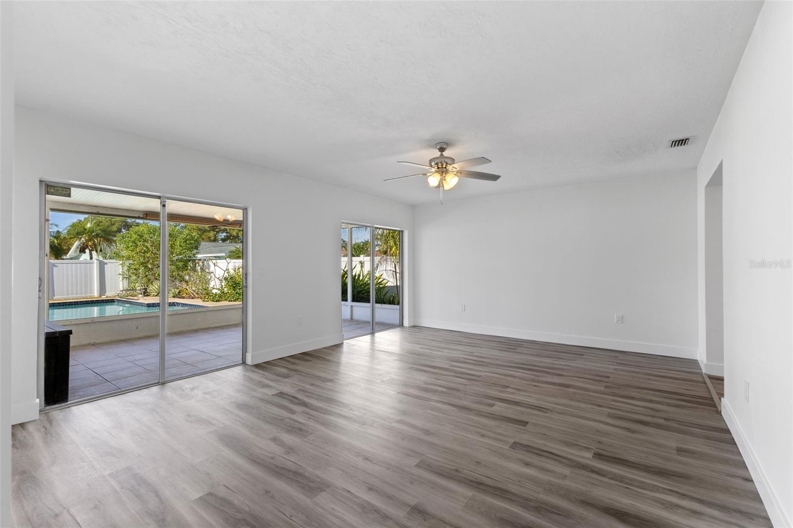 6026 BAYOU GRANDE BLVD NE