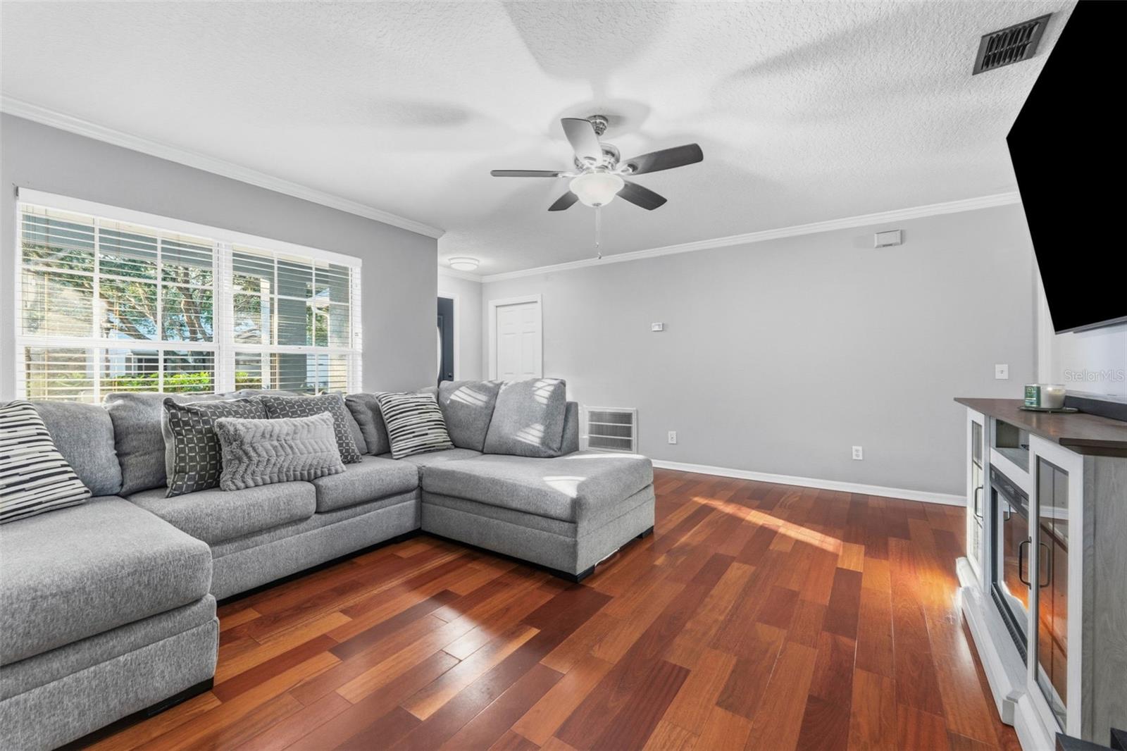 15005 DEER MEADOW DR