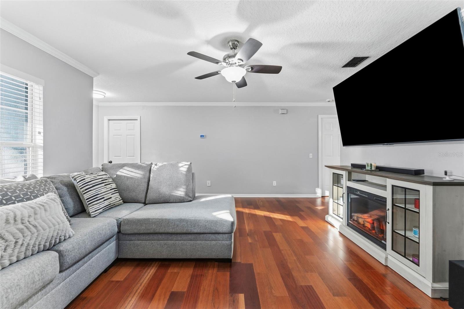 15005 DEER MEADOW DR