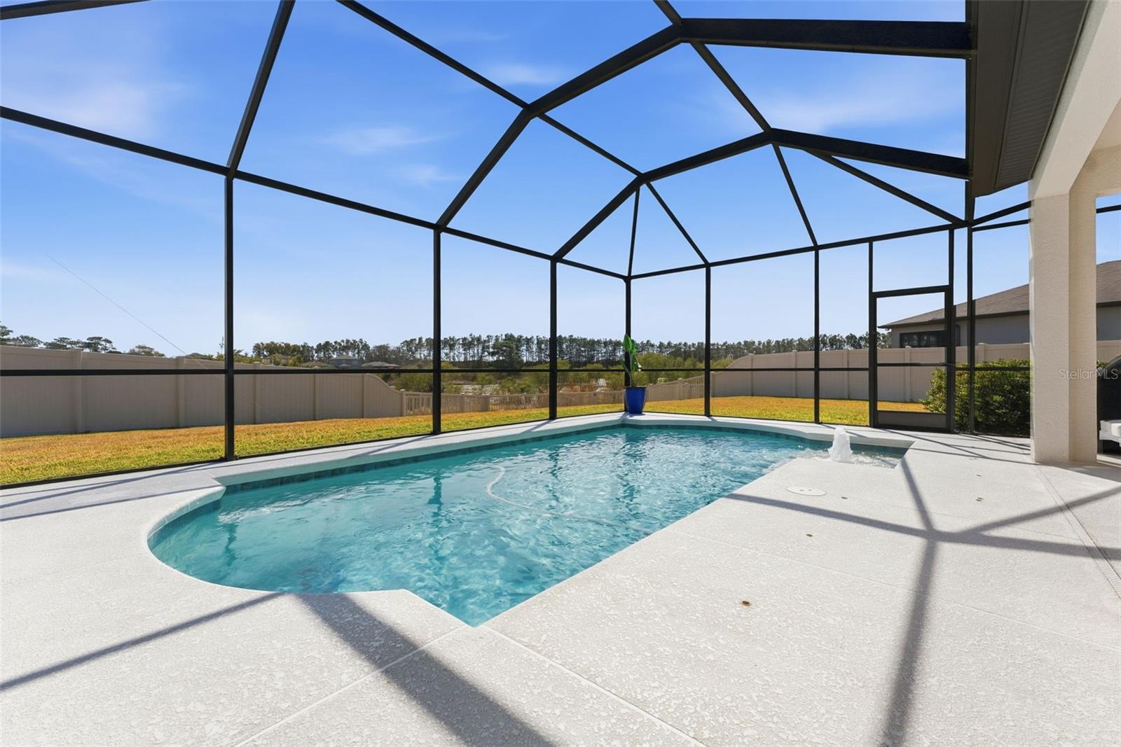 19484 BLOSSOM VINE LN