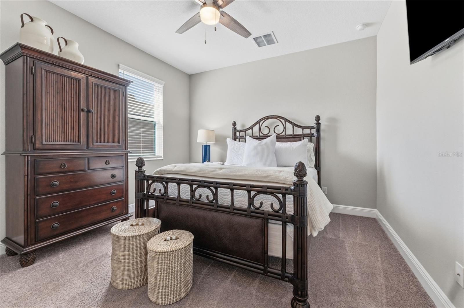 19484 BLOSSOM VINE LN