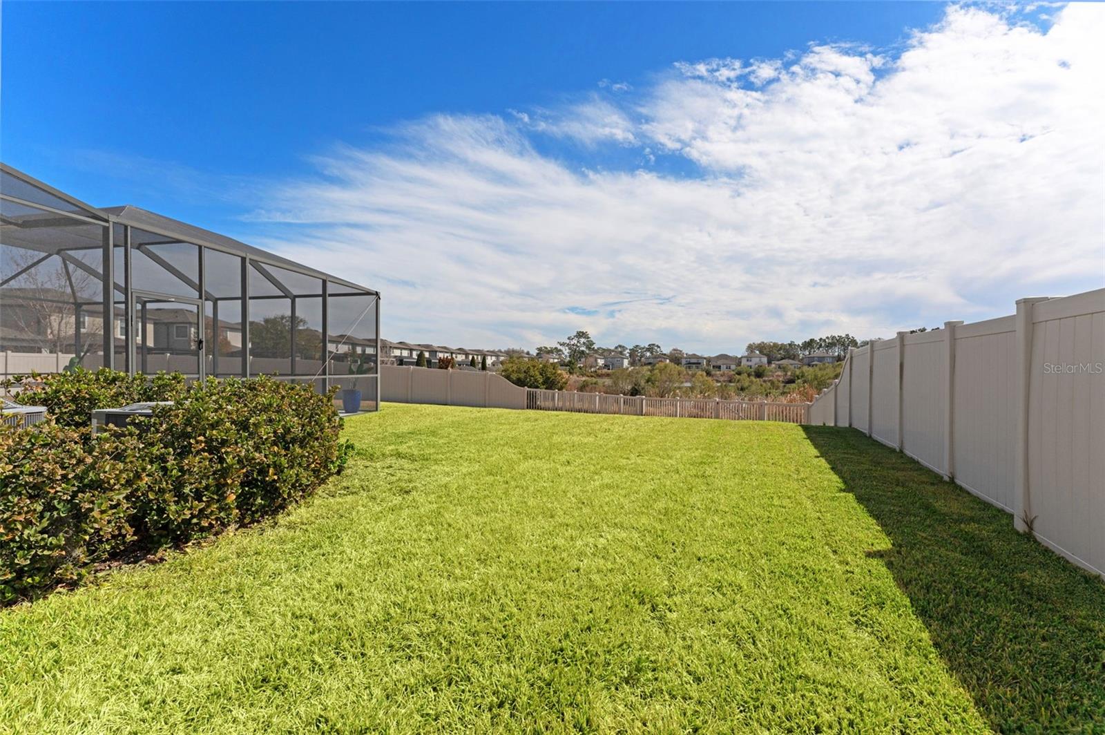 19484 BLOSSOM VINE LN