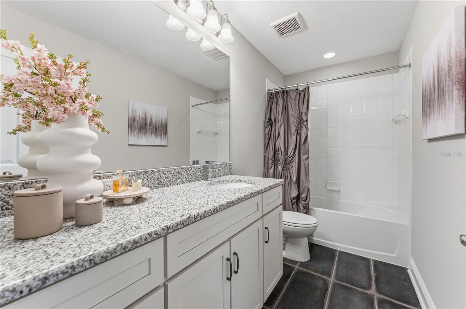 19484 BLOSSOM VINE LN