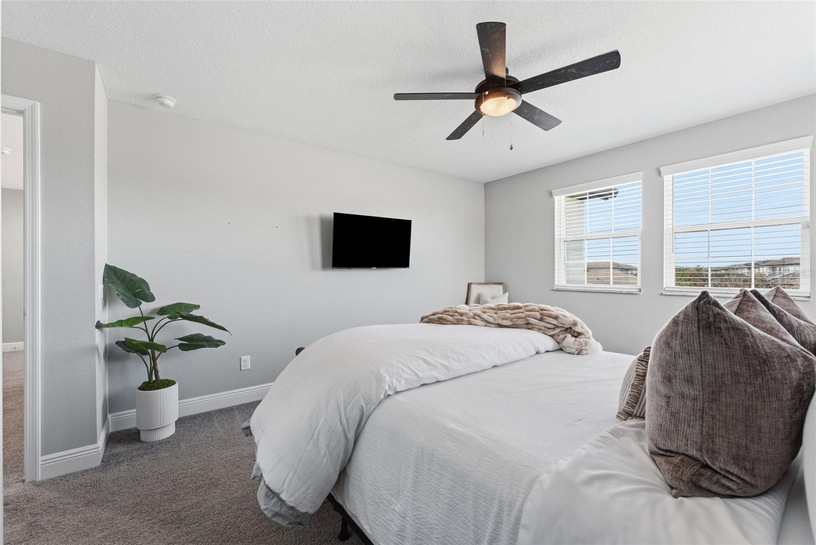 19484 BLOSSOM VINE LN