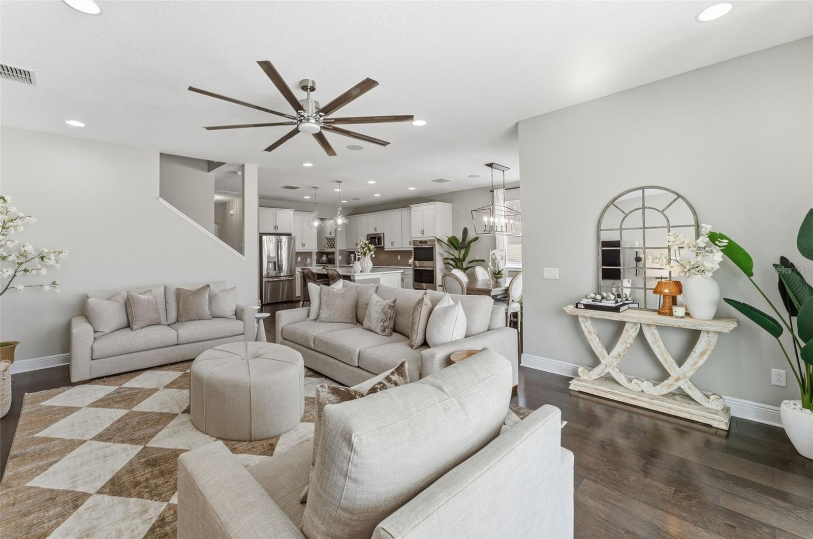 19484 BLOSSOM VINE LN