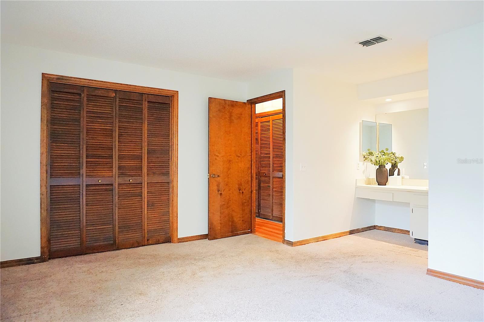 13152 VILLAGE CHASE CIR #1