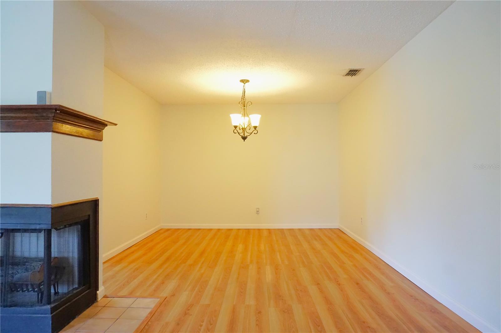 13152 VILLAGE CHASE CIR #1