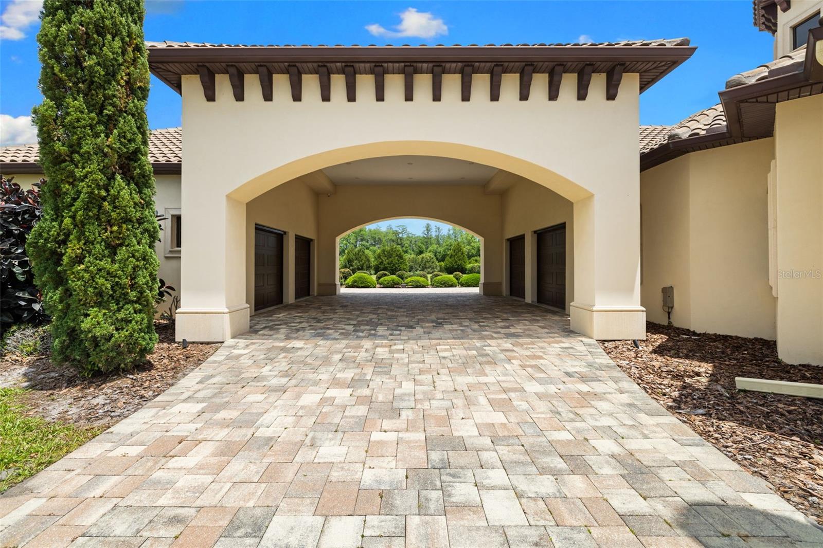 17301 BALLMONT PARK DR