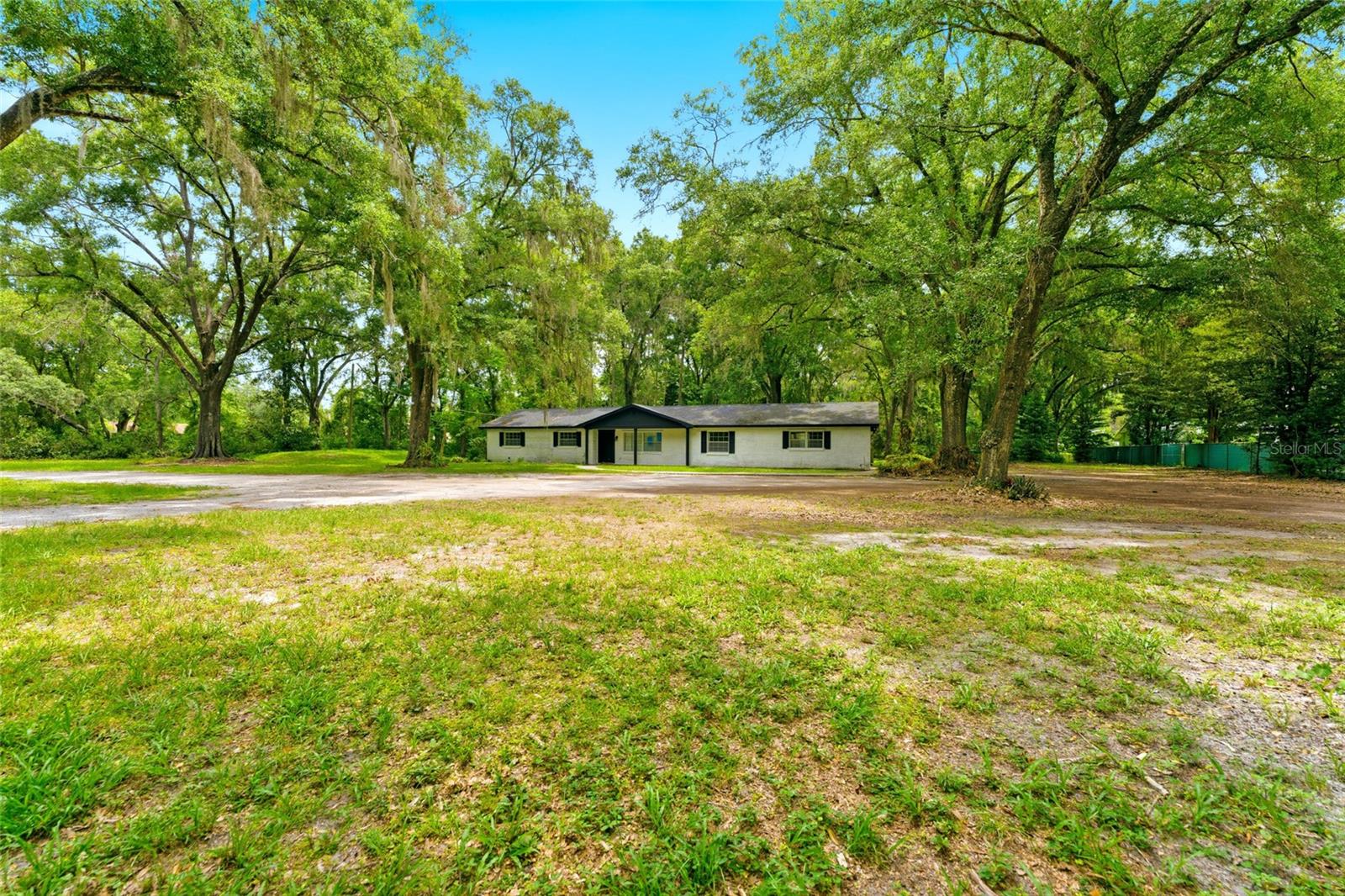 1444 CHESAPEAKE DR