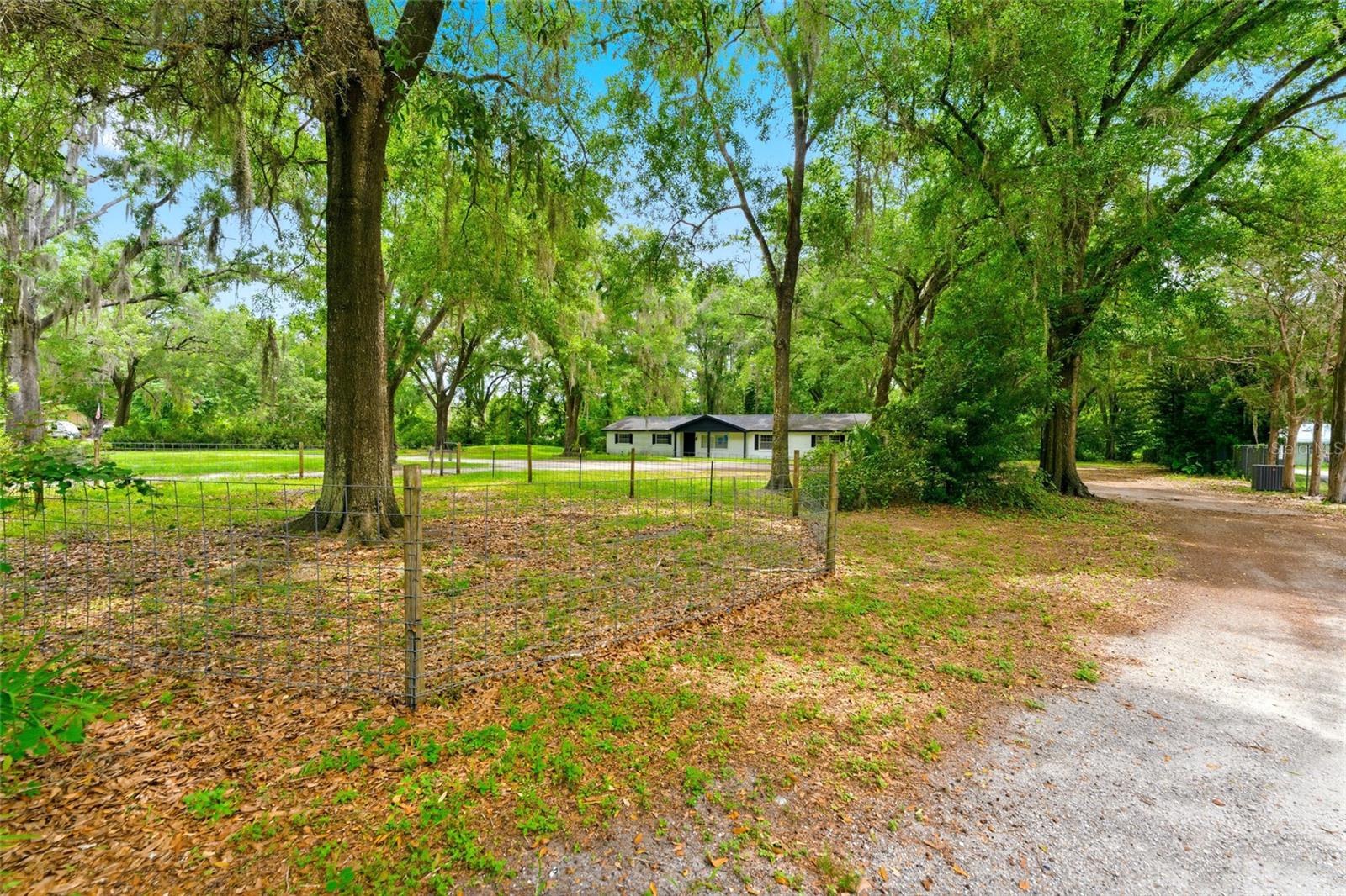 1444 CHESAPEAKE DR