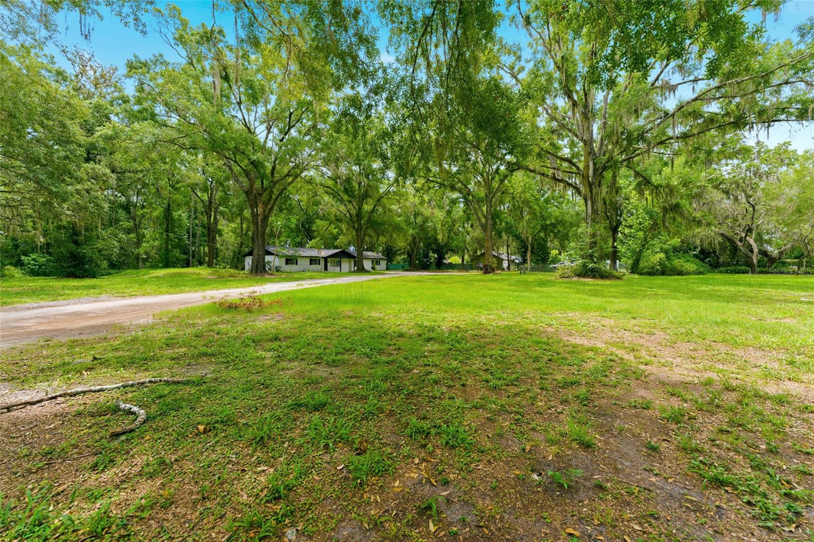 1444 CHESAPEAKE DR