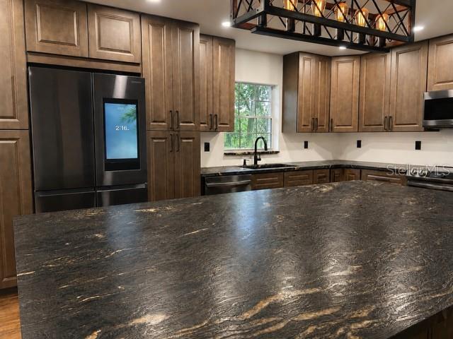 1444 CHESAPEAKE DR