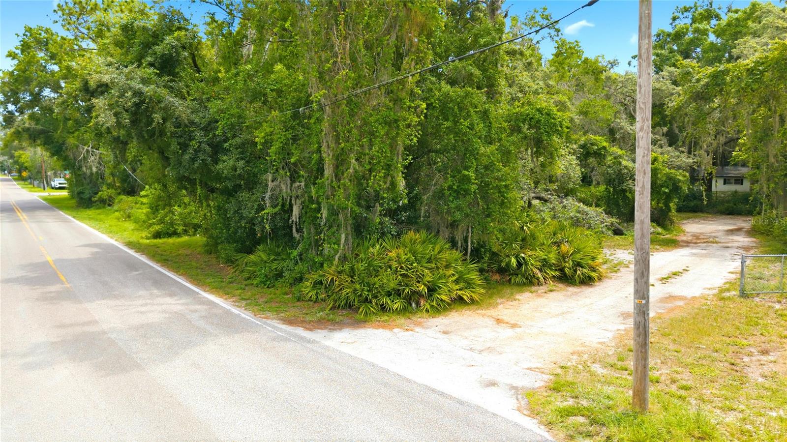 1444 CHESAPEAKE DR