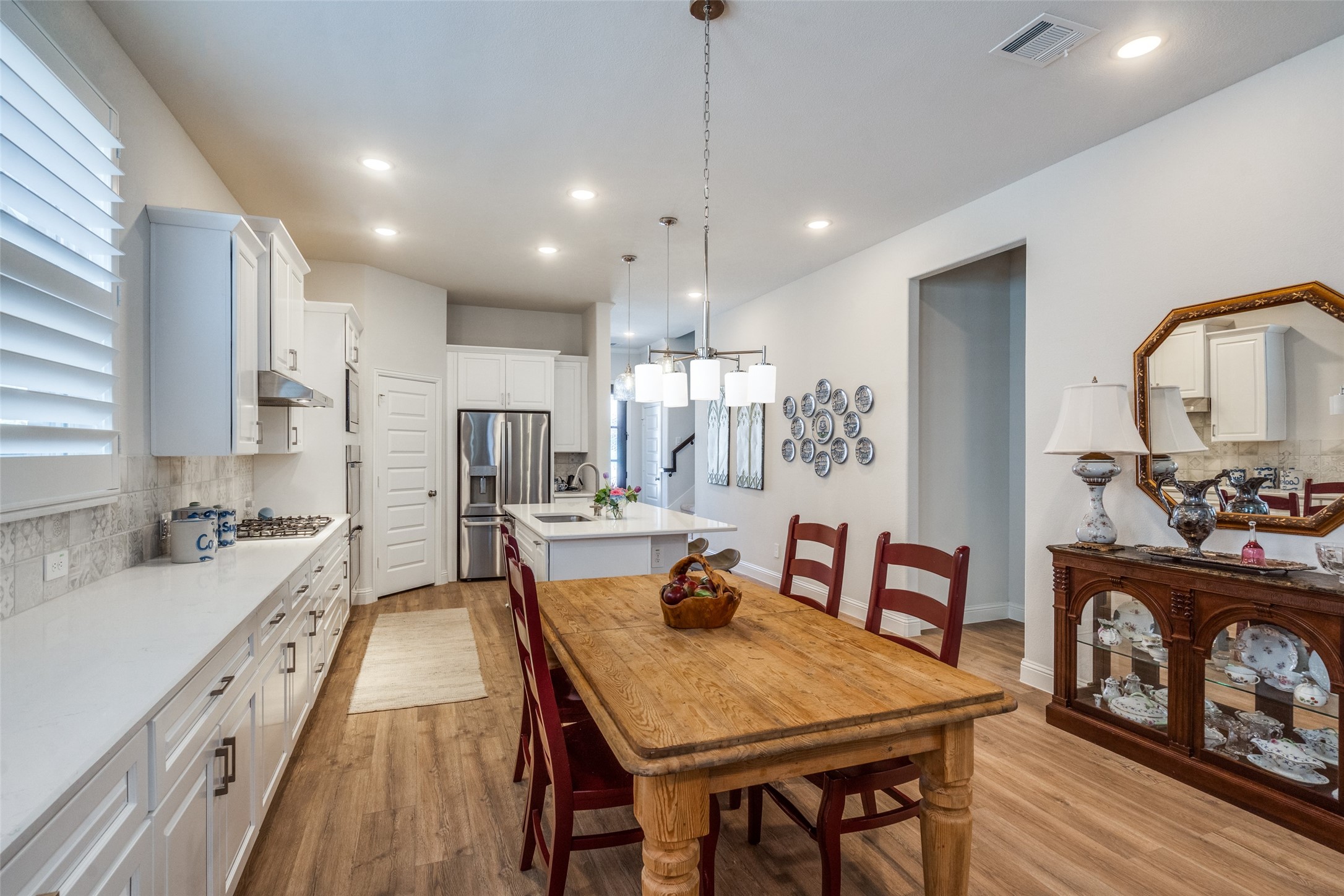 5311 Waterloo Drive