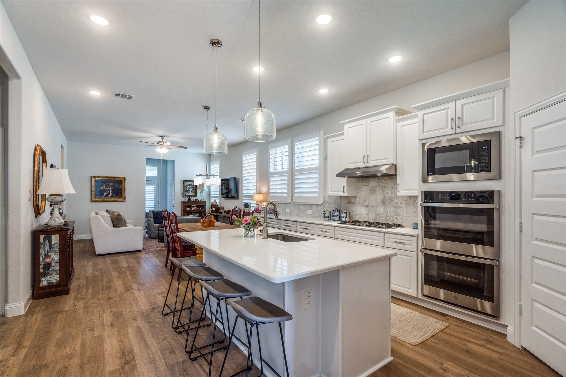 5311 Waterloo Drive