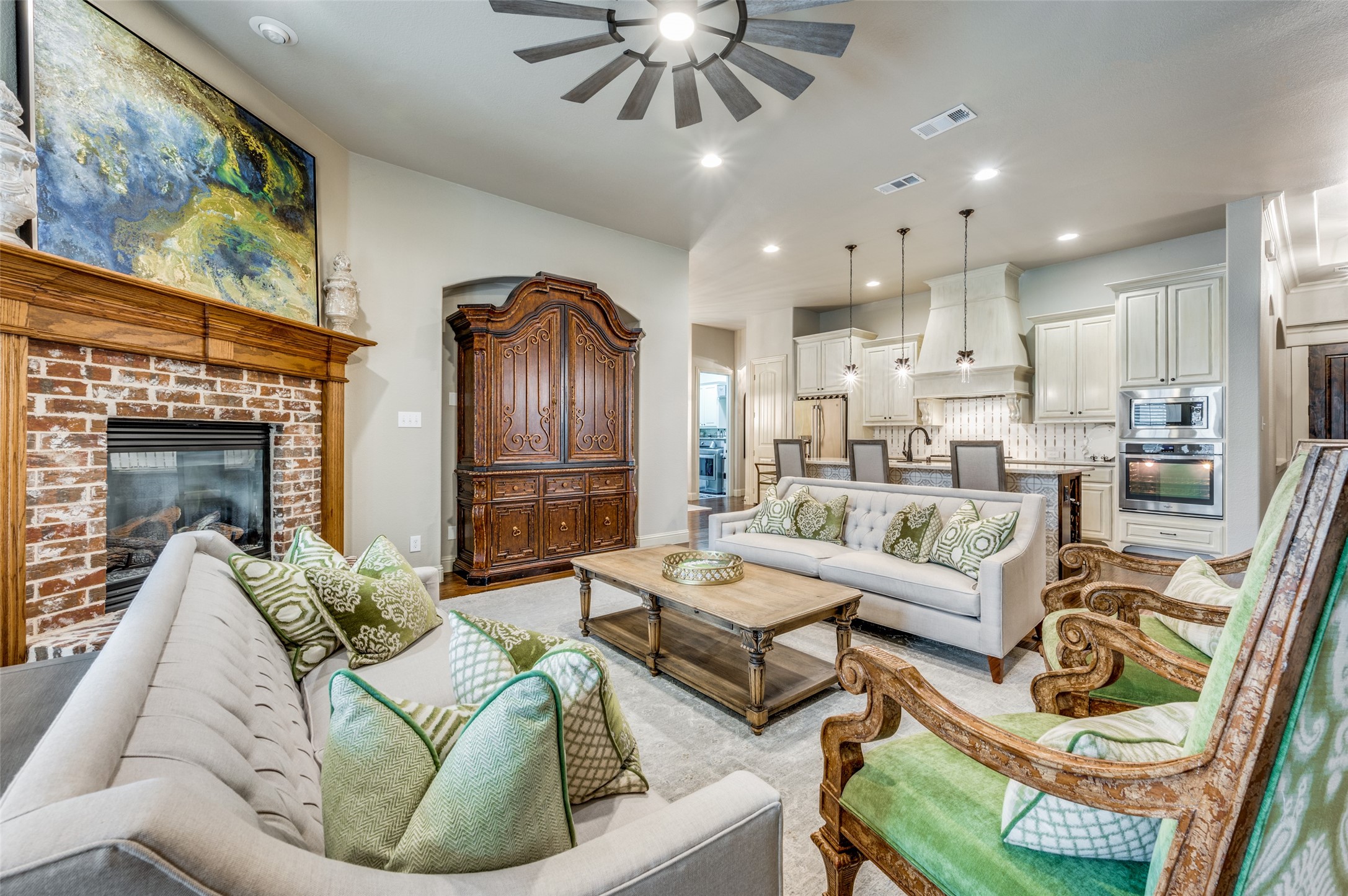 7223 Comal Drive