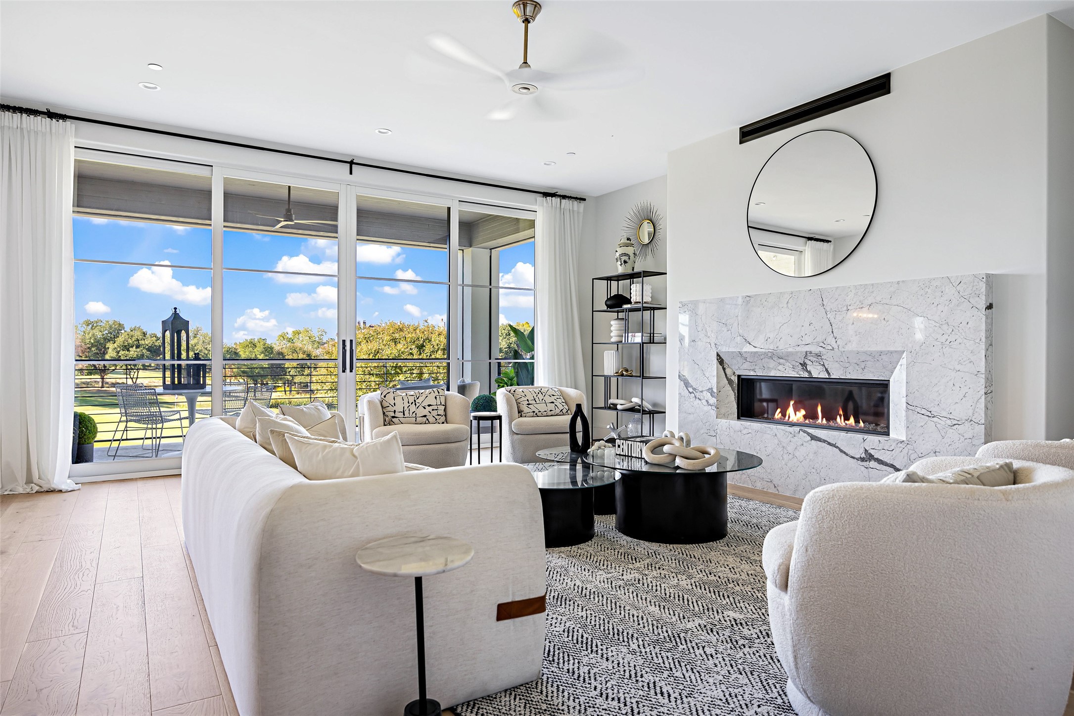 350 O' Connor Ridge Boulevard 22