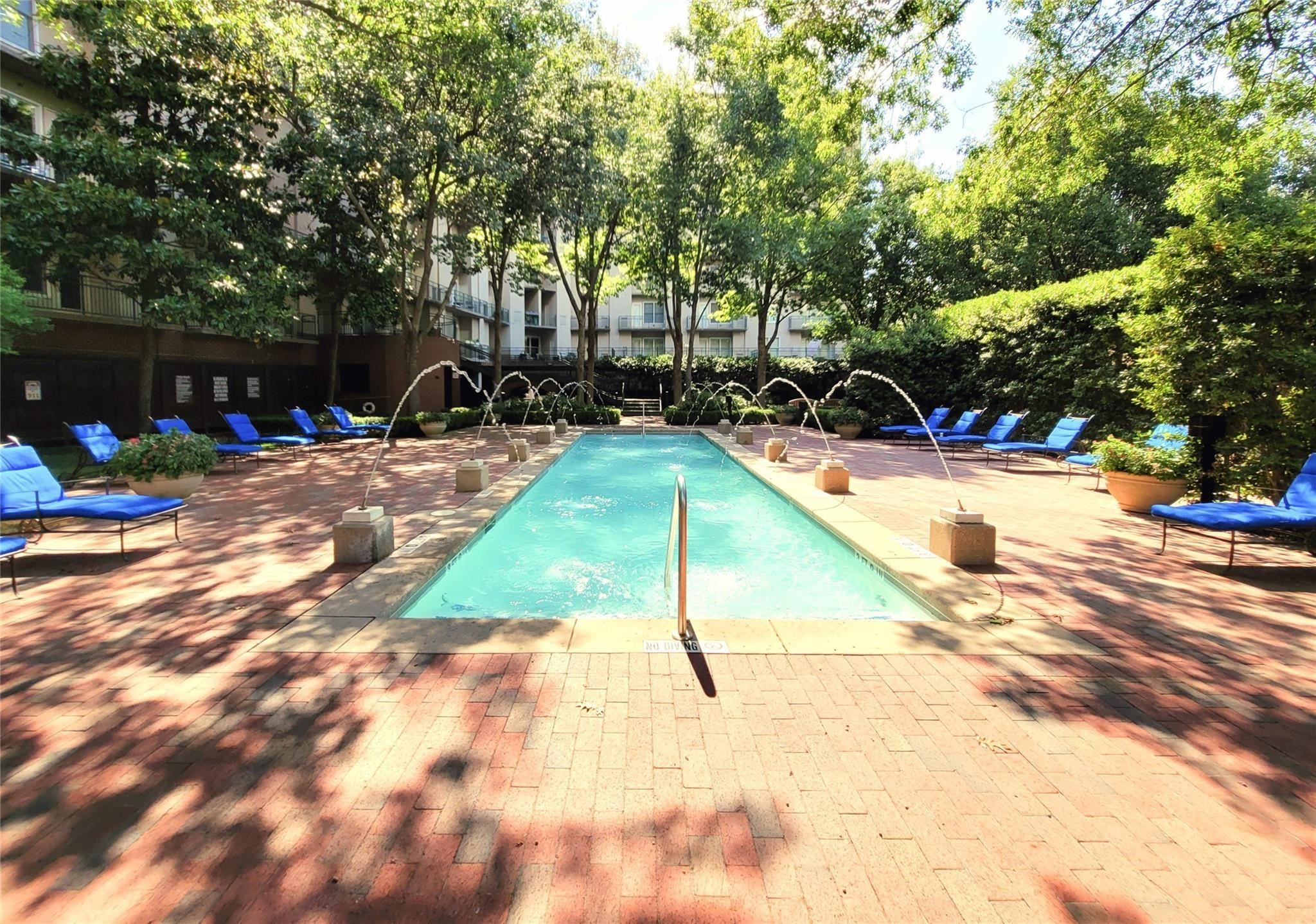 5055 Circle 425