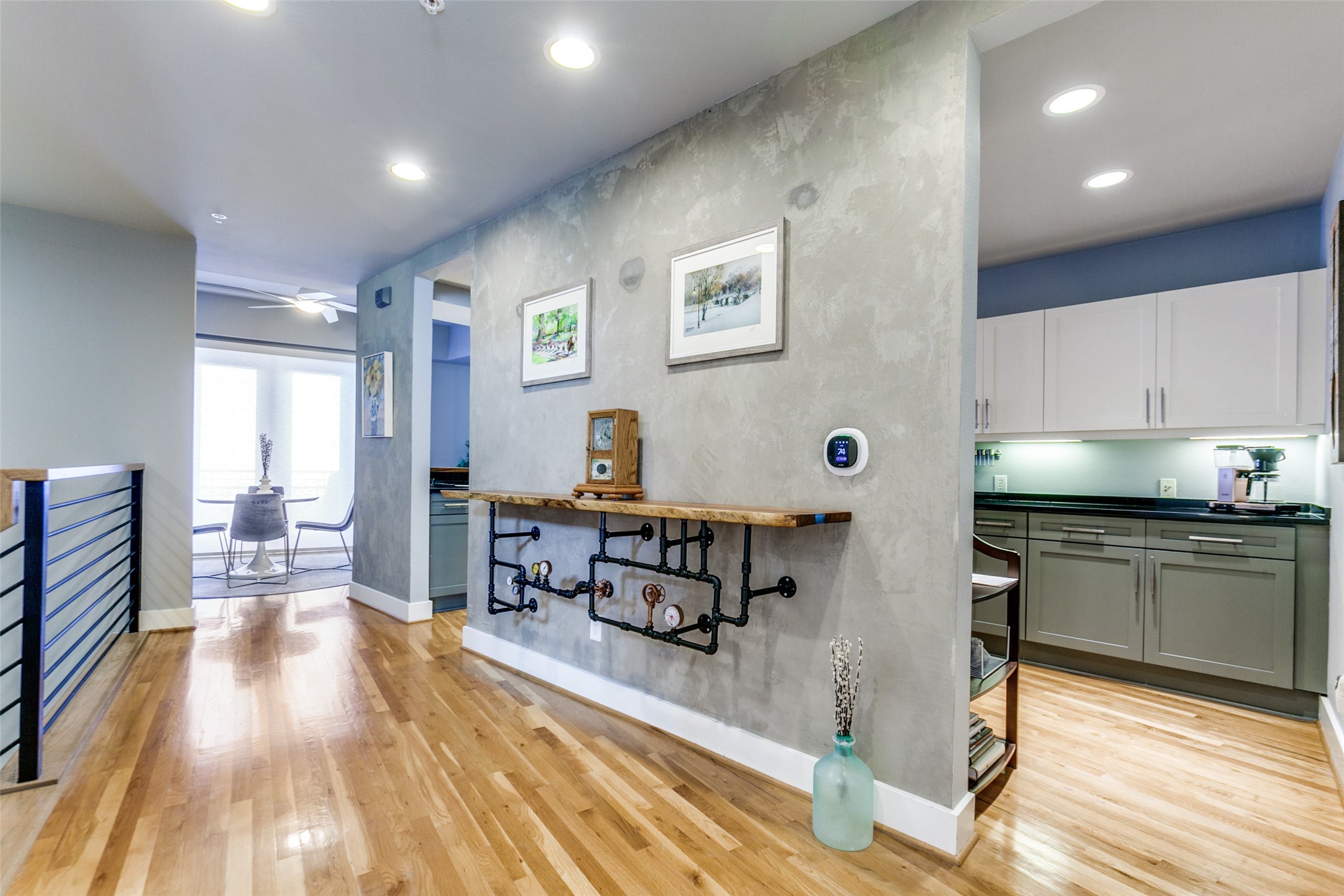 5055 Circle 425